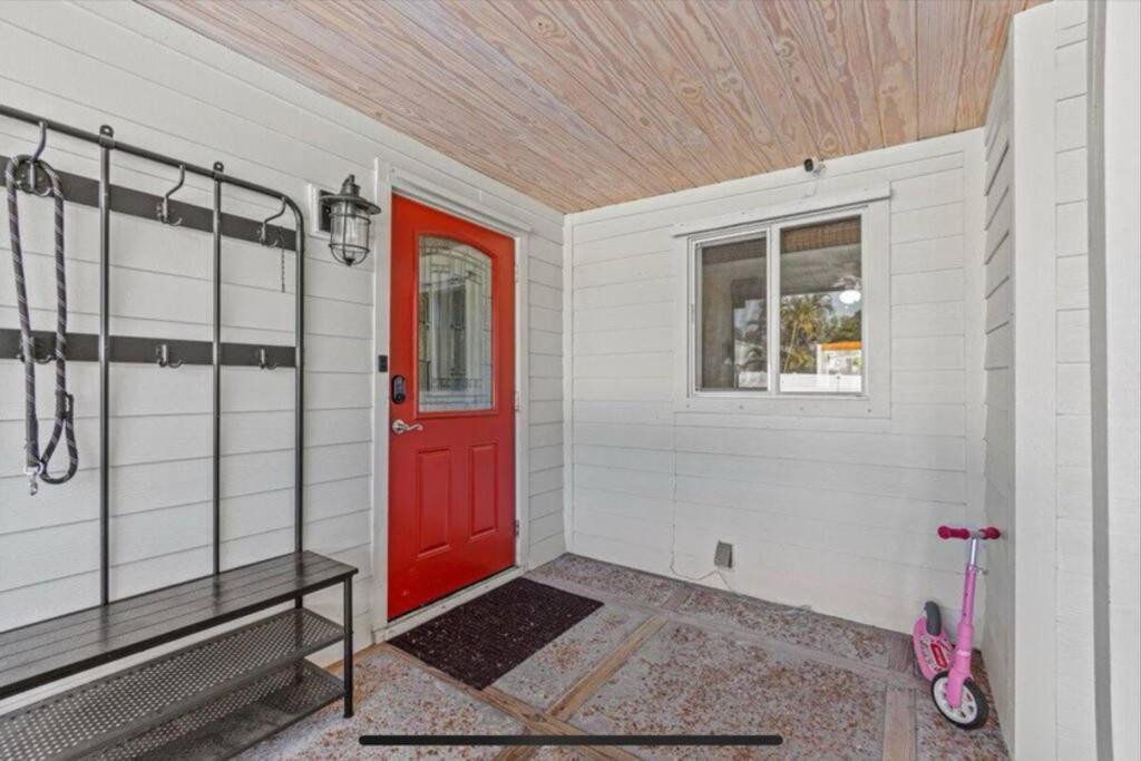 Downtown Beach Cottage - Heated Pool, photo 52