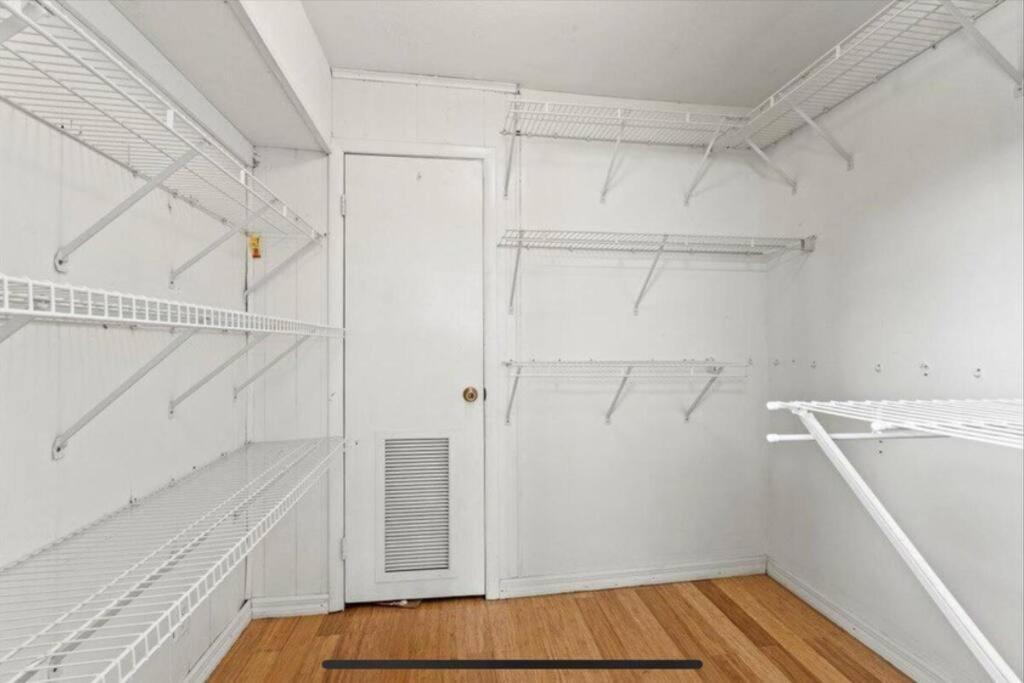 Downtown Beach Cottage - Heated Pool, photo 40
