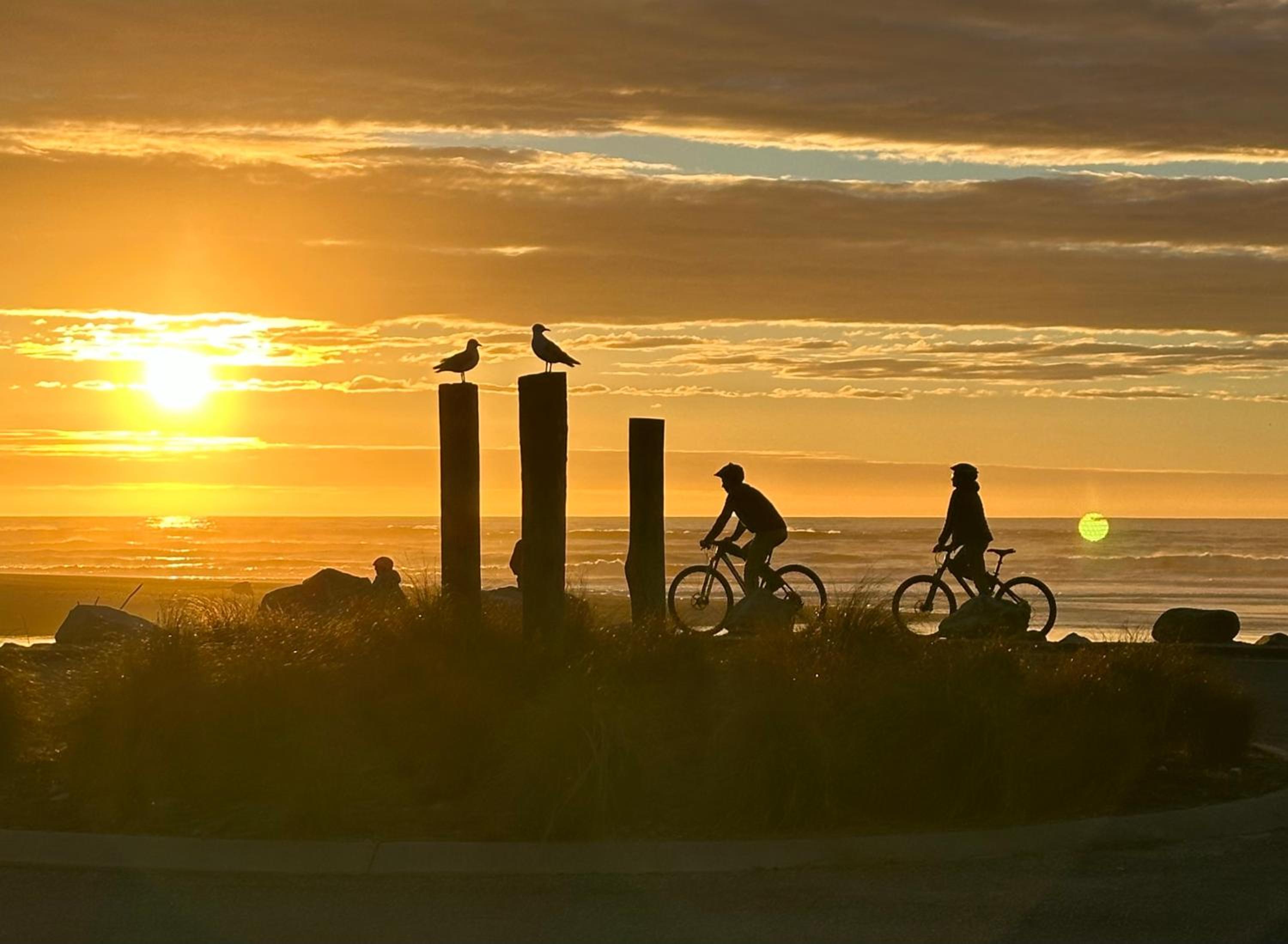 Hokitika Beach Break