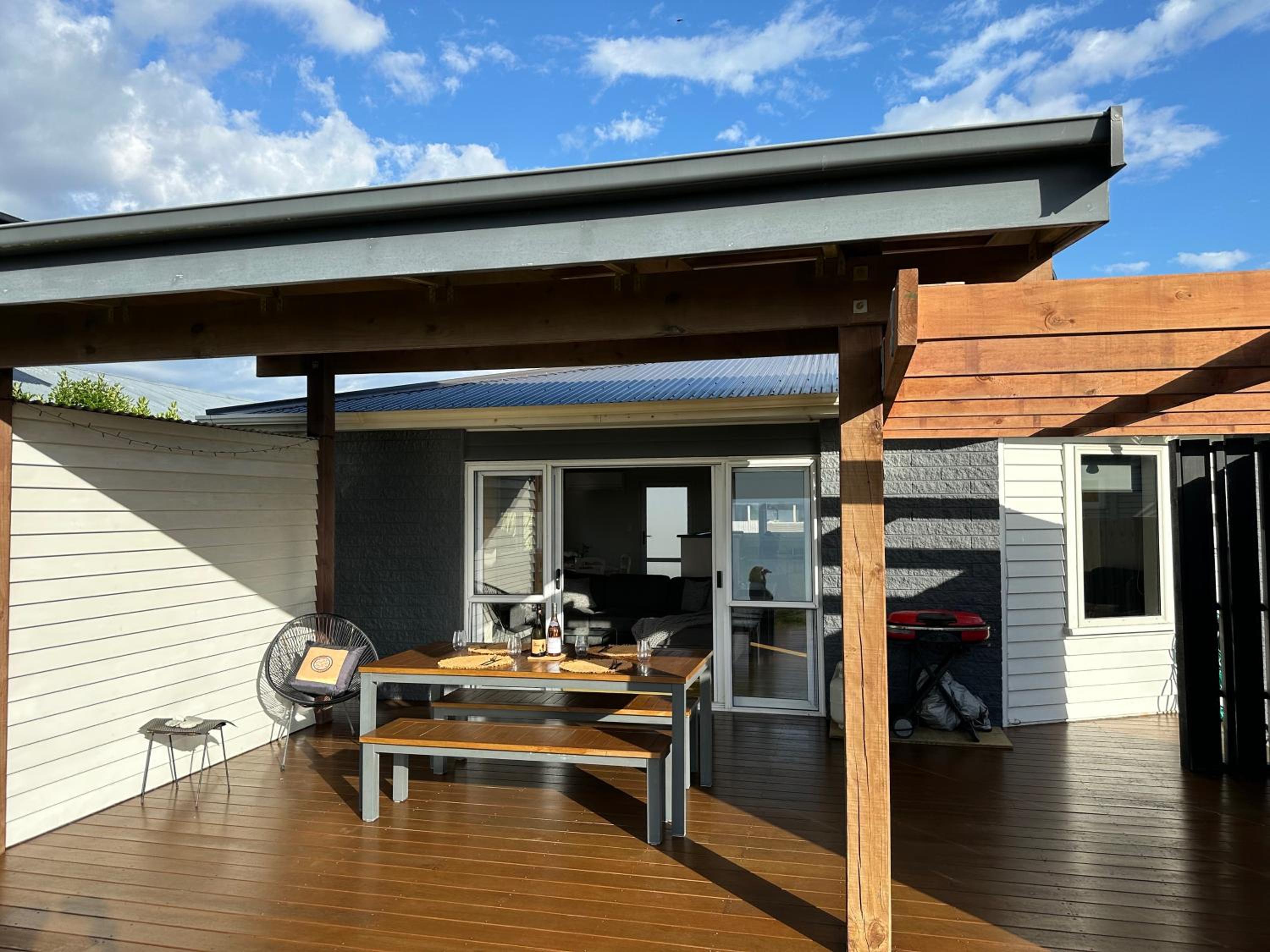 Beachfront Retreat on Revell view 4