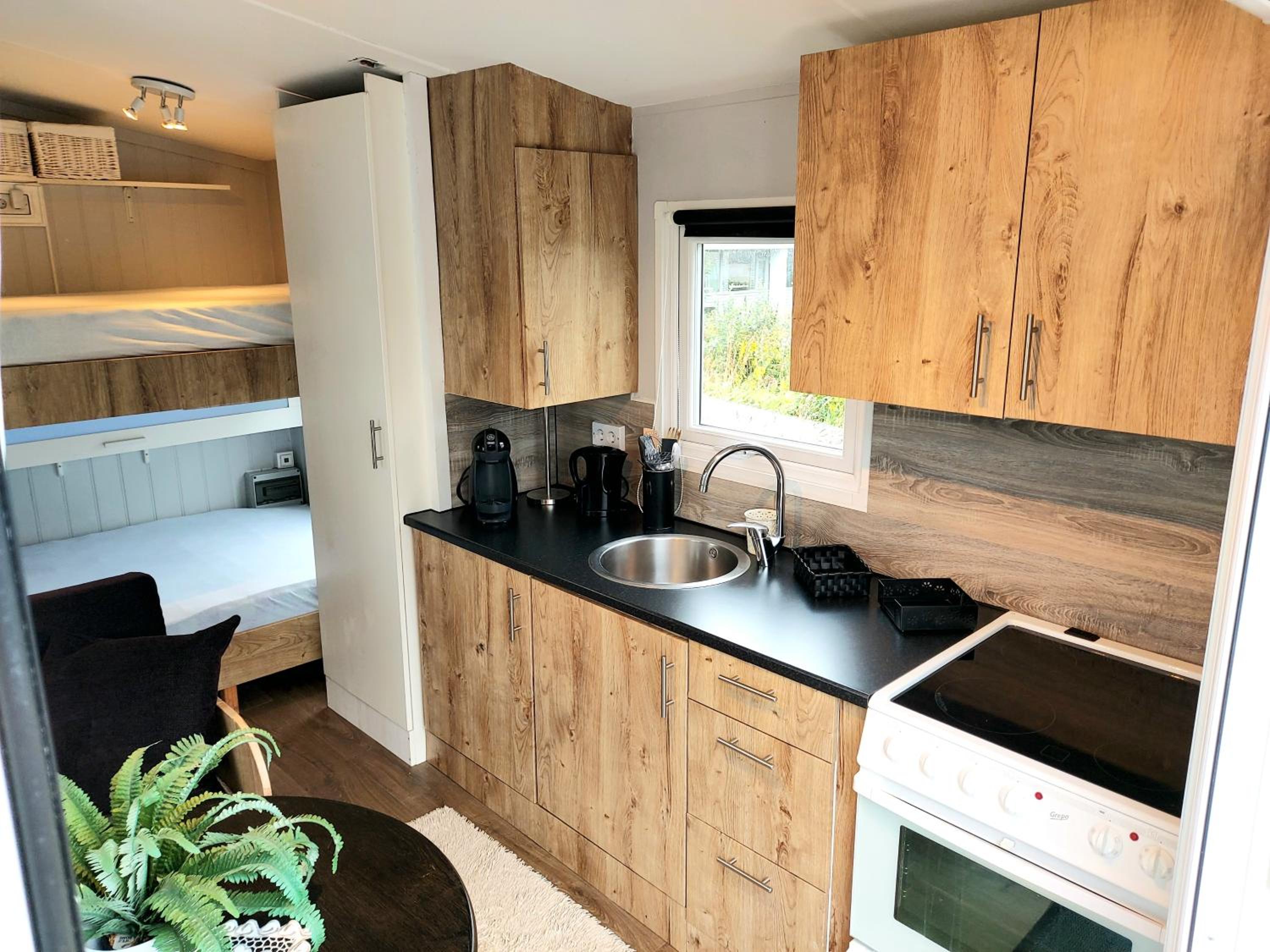 Microhouse Leknes in Lofoten view 3