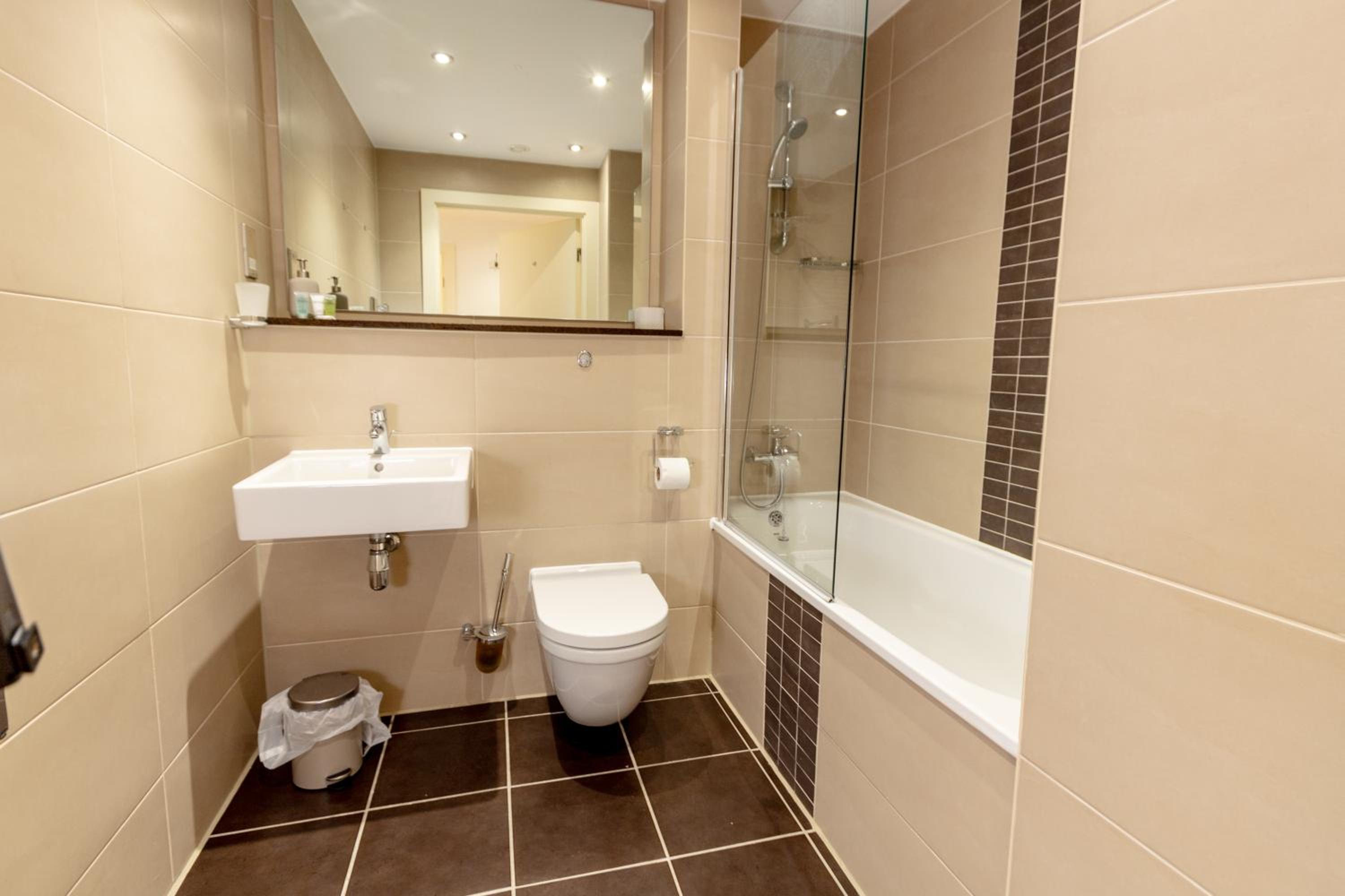 Central Gem: Cosy 2BR with Private Balcony view 2