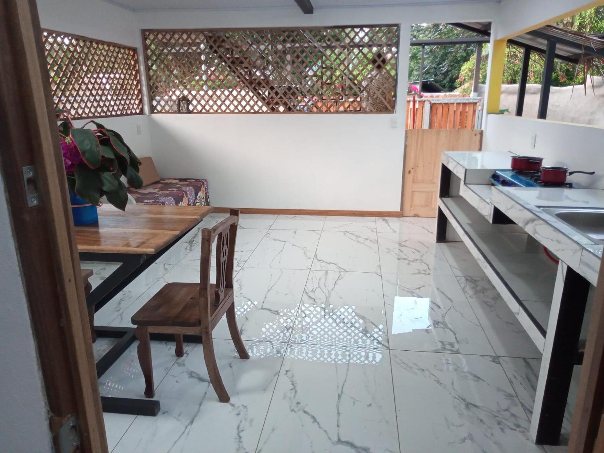 APARTAMENTOS LA FONTE de PUERTO VIEJO LIMÓN