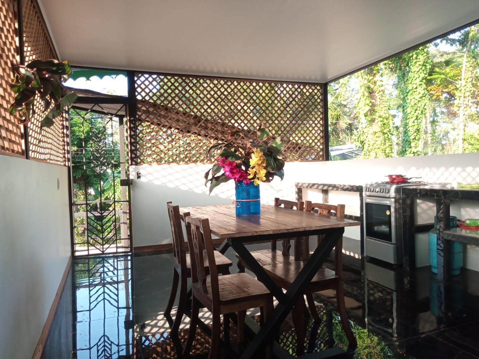 APARTAMENTOS LA FONTE de PUERTO VIEJO LIMÓN