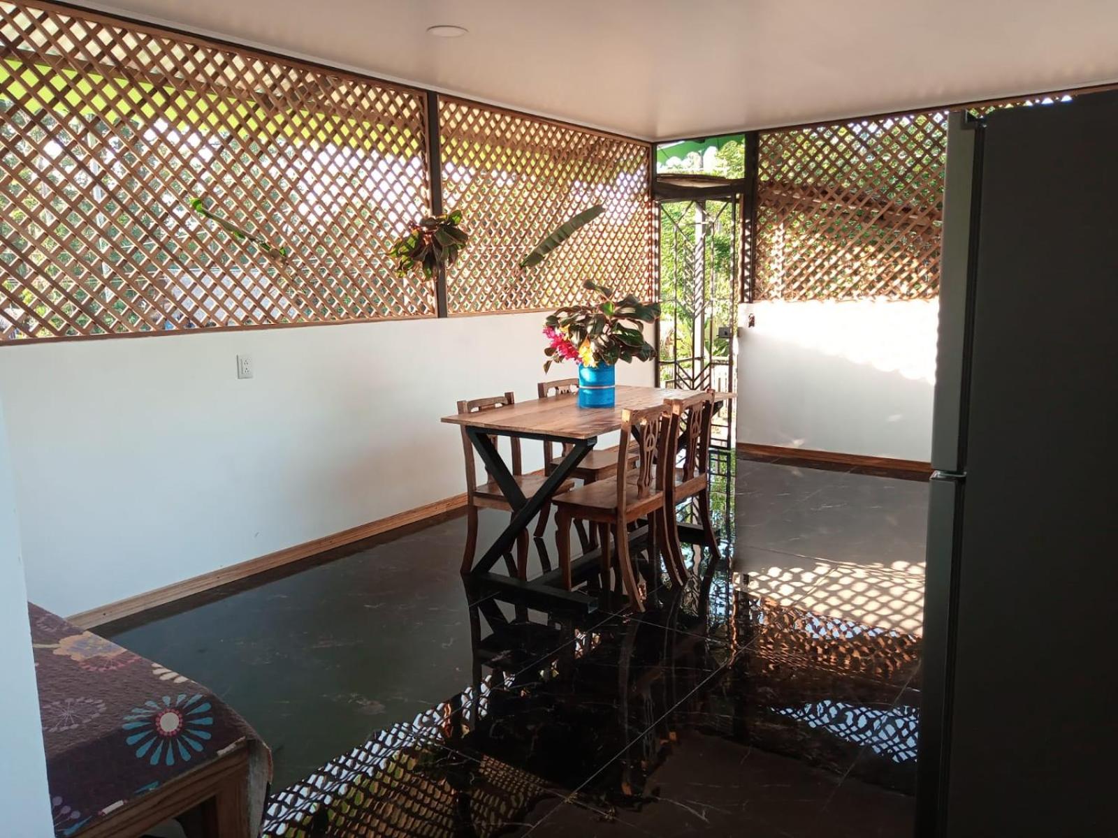 APARTAMENTOS LA FONTE de PUERTO VIEJO LIMÓN