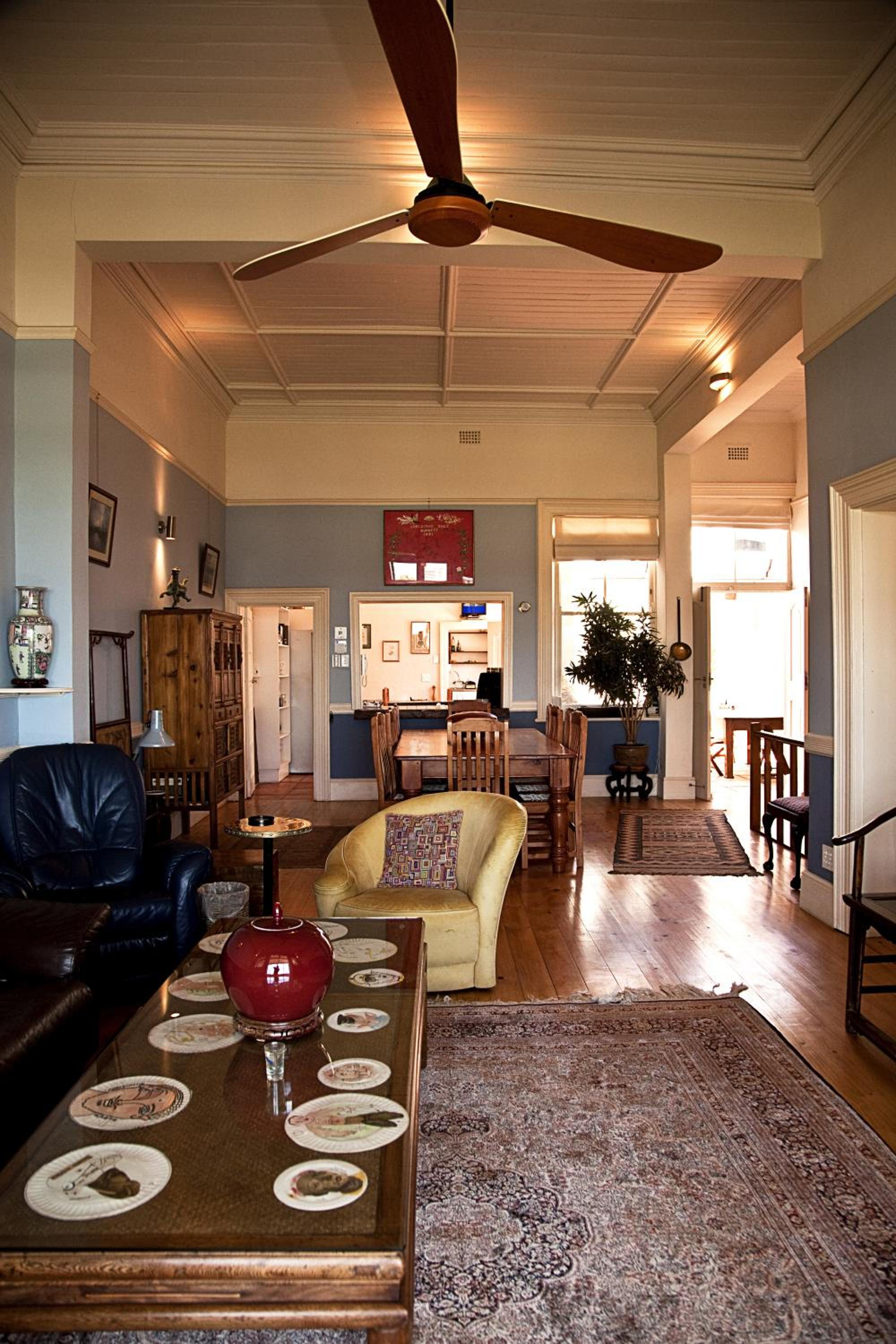 Braeside House Apartments