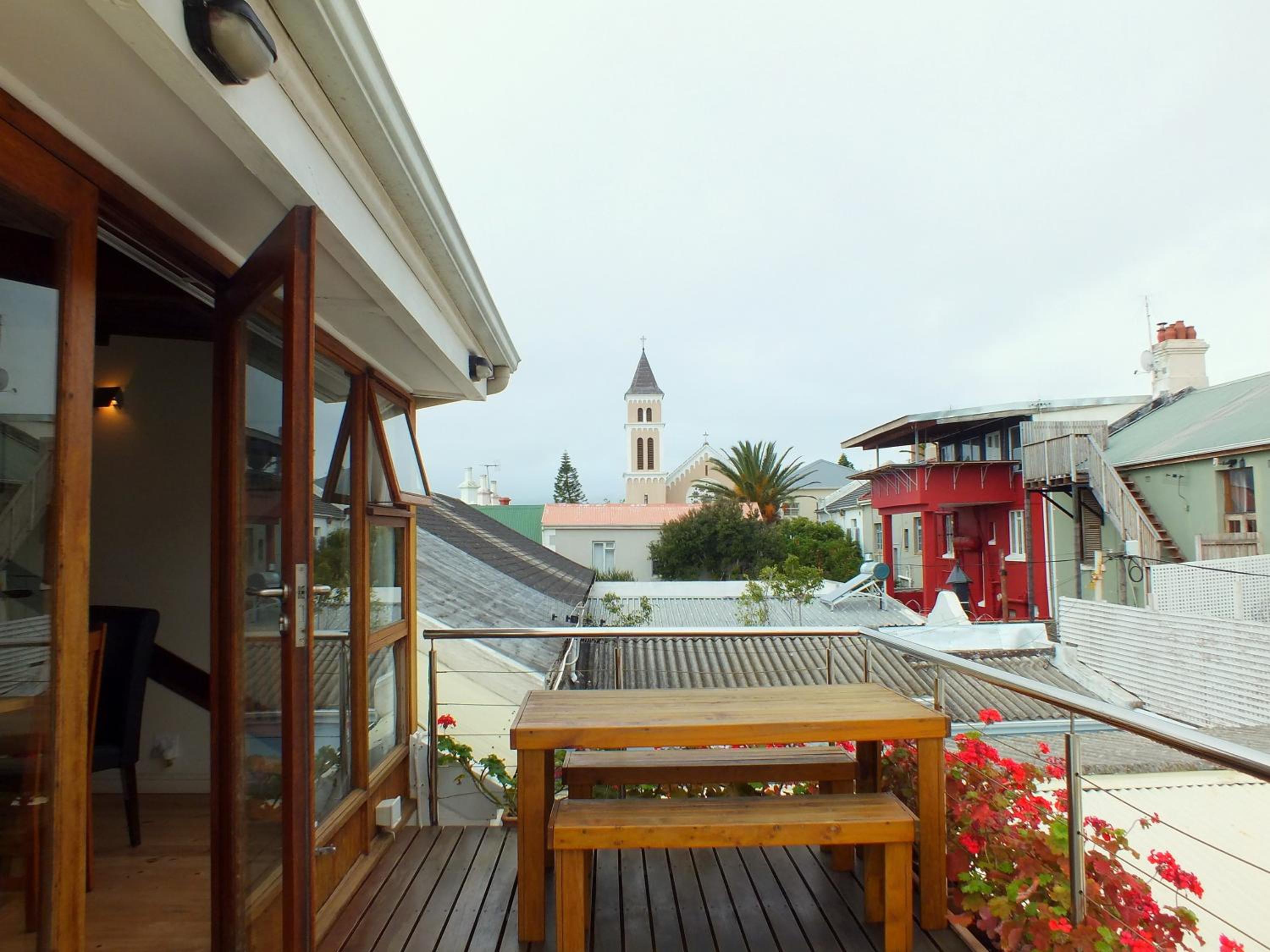 Braeside House Apartments
