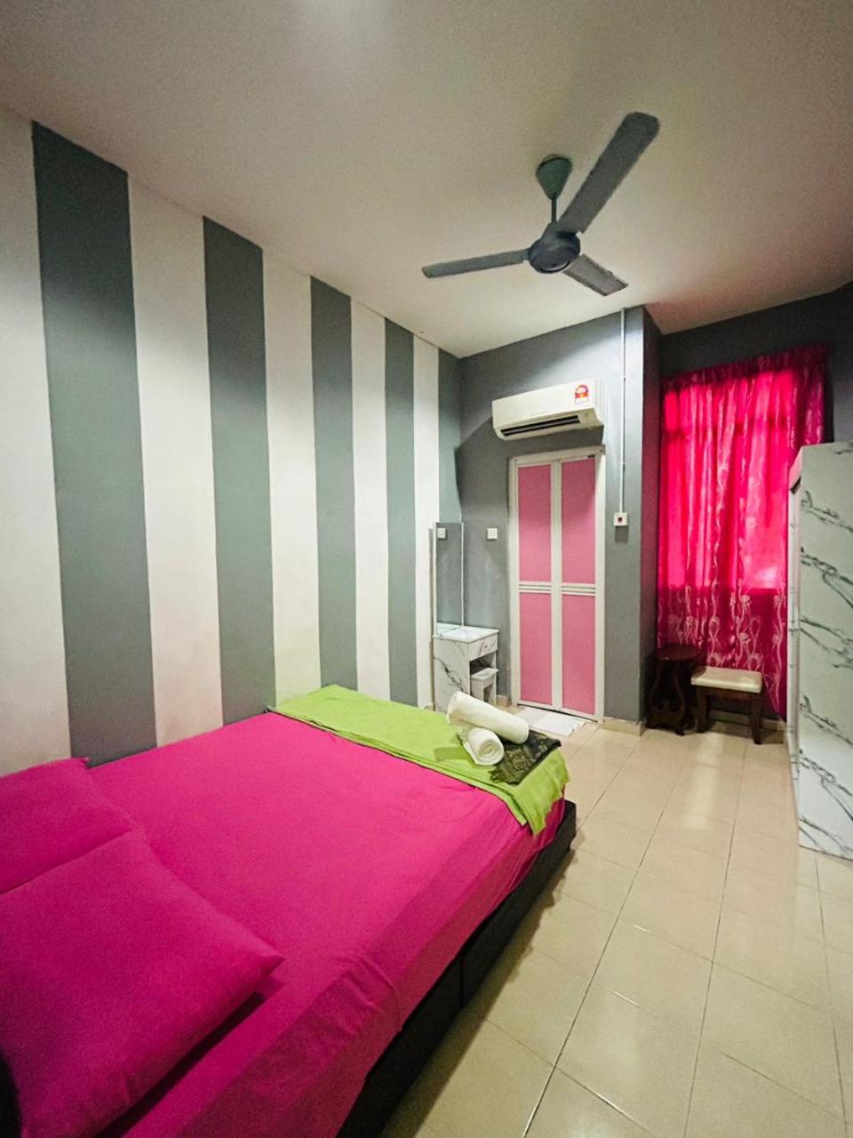 NOOR Homestay Taman Ira