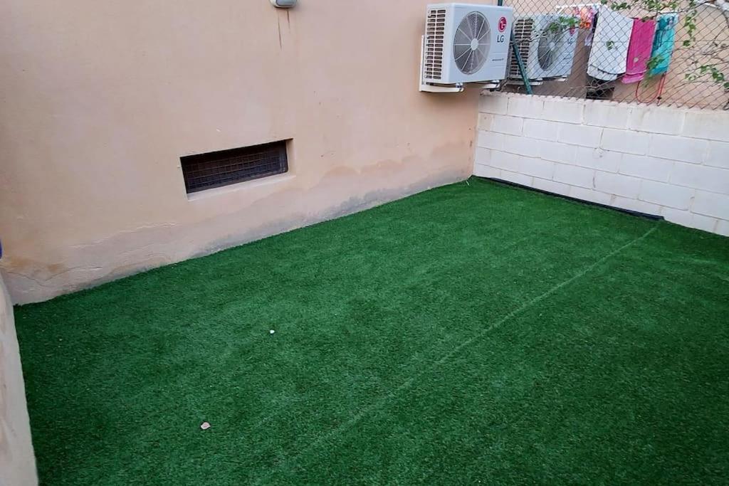 Bajo con patio, piscina y playa a 200 metros photo 5