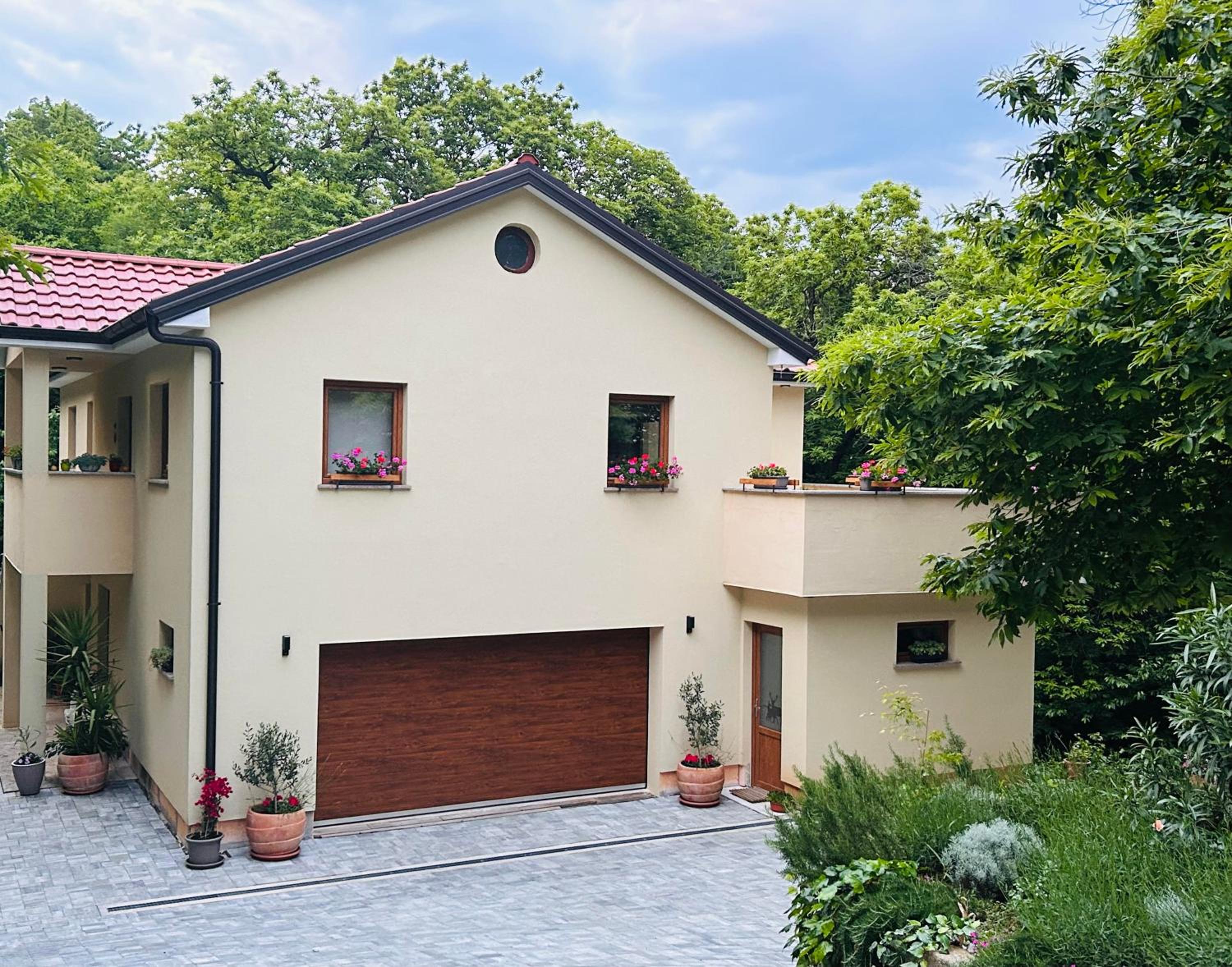 Hotel Apartment With A Terrace Forest Home Lullula