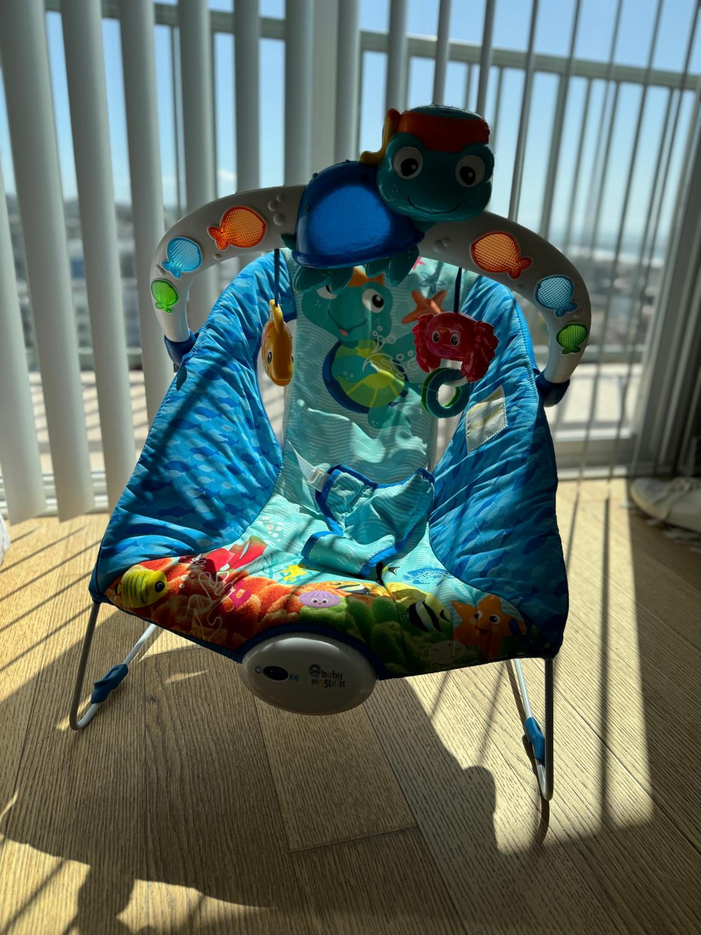 Stunning Waterfront Marina Apt Breathtaking Views