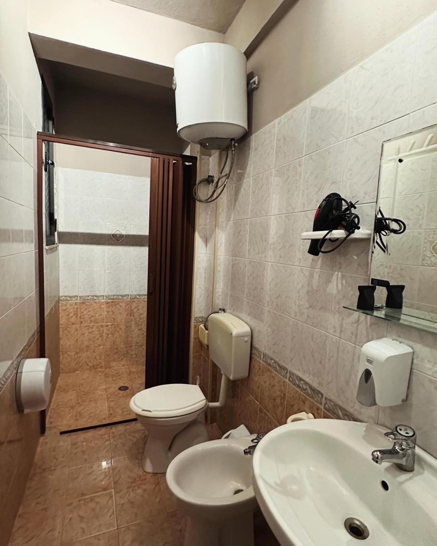 VILLA CABARE Apartments&Rooms