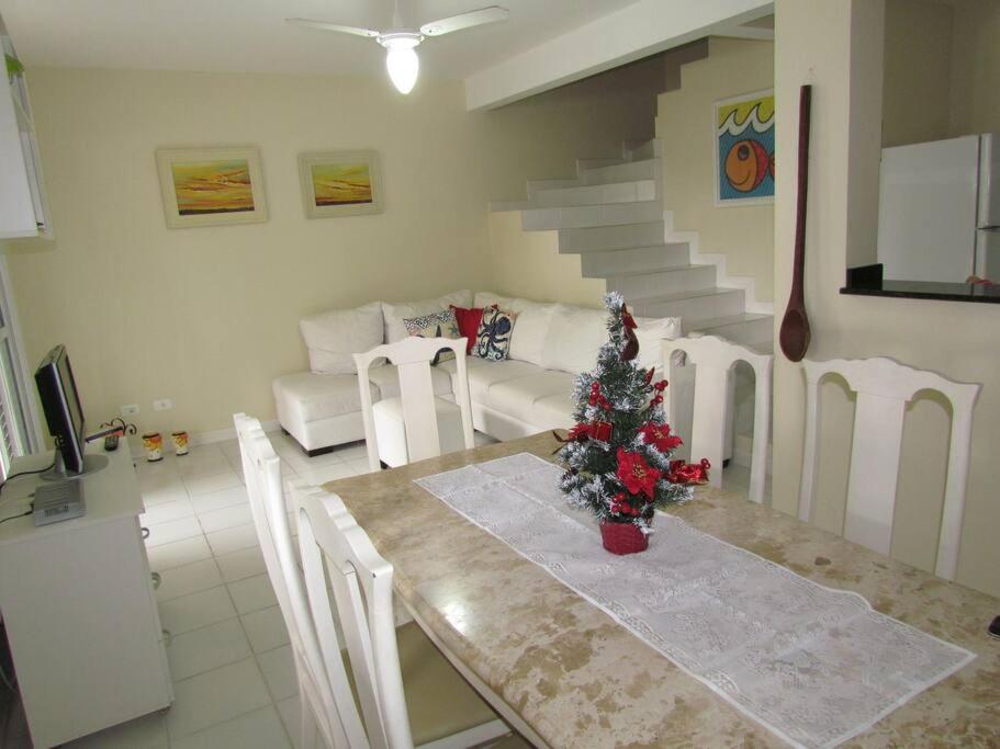 Ótima casa em Penha SC Beto Carrero ideal para famílias