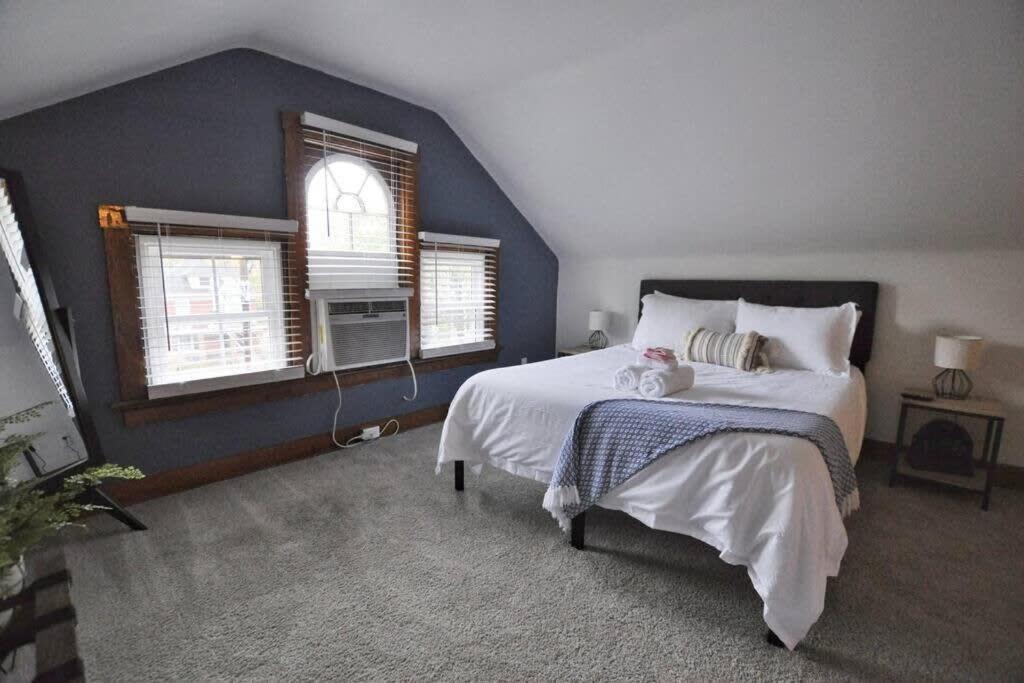 The Hyde Park Suite - 2 Beds view 5