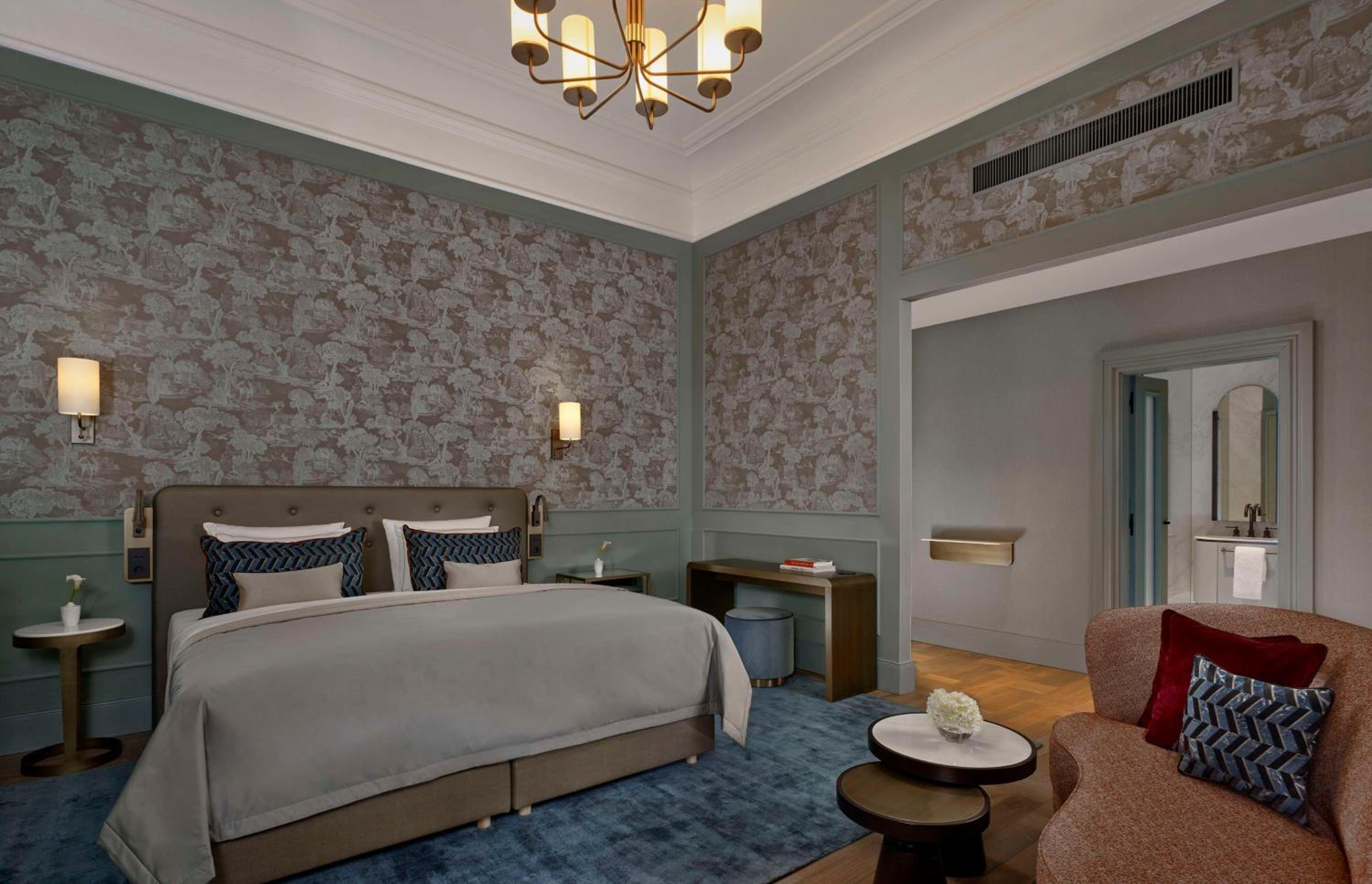 Dresden Vacations - Hotel Taschenbergpalais Kempinski - Property Image 10