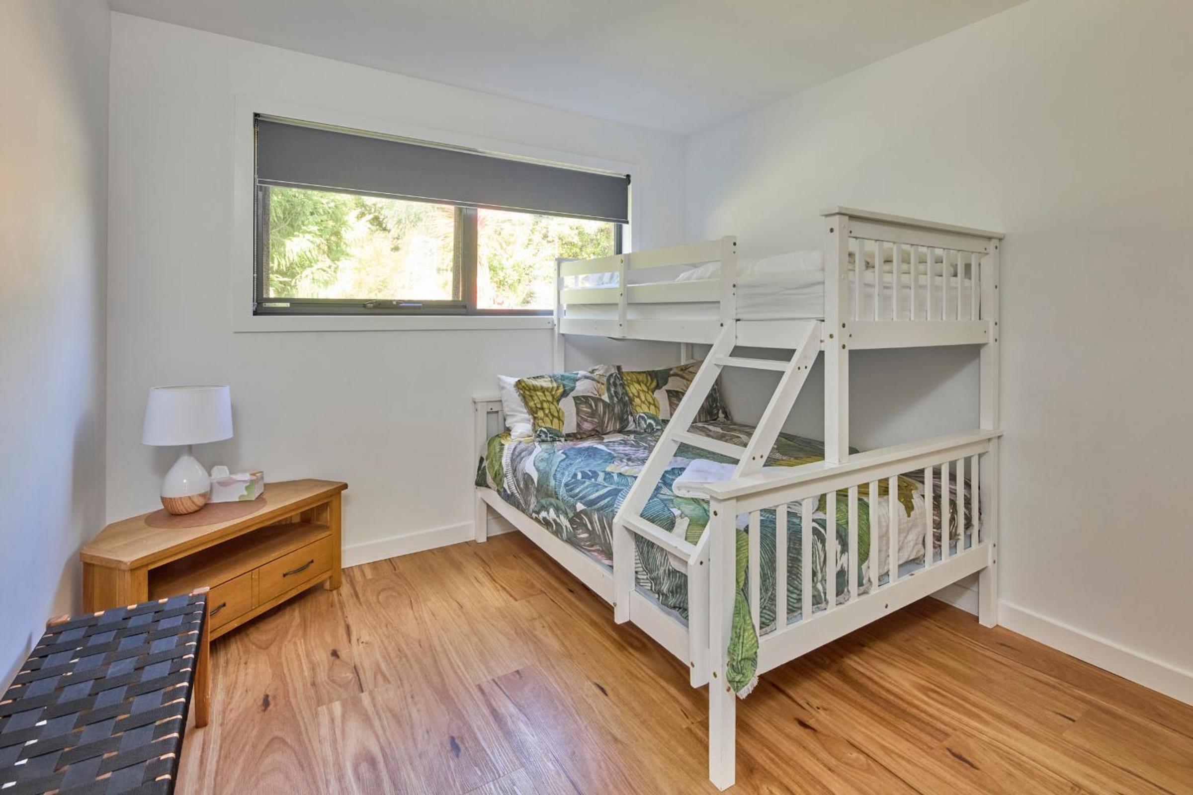The Gorge Townhouse, stunning home & location!