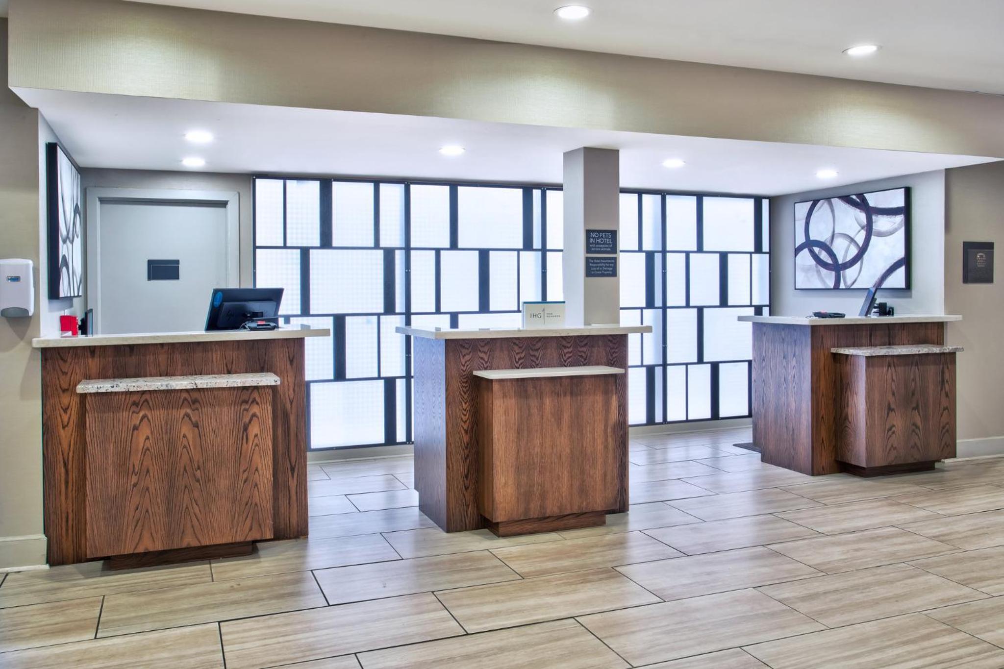 Crowne Plaza Chicago-Northbrook, an IHG Hotel - Property Image 25