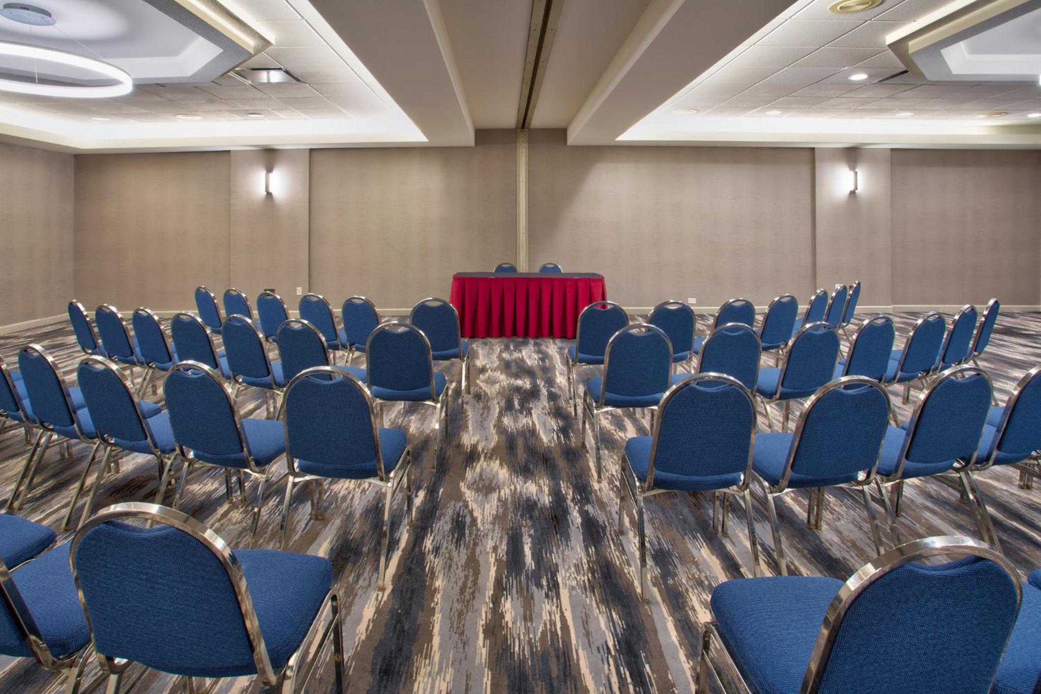 Crowne Plaza Chicago-Northbrook, an IHG Hotel - Property Image 15
