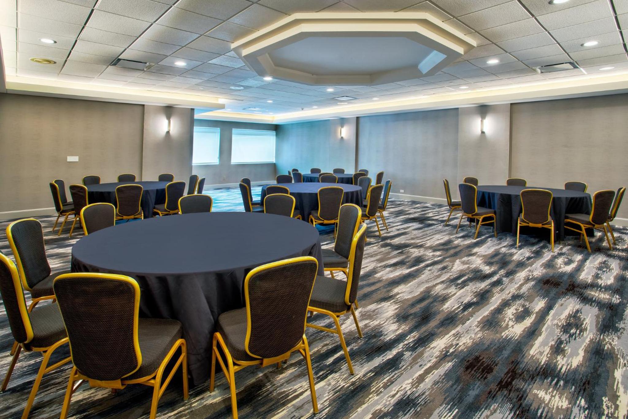 Crowne Plaza Chicago-Northbrook, an IHG Hotel - Property Image 14