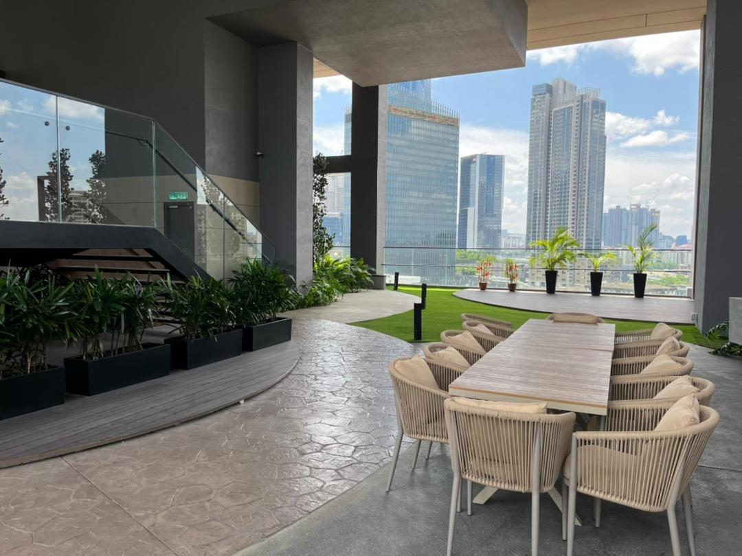 Bukit Bintang Axon Residences 3R2B 3Queens Beds
