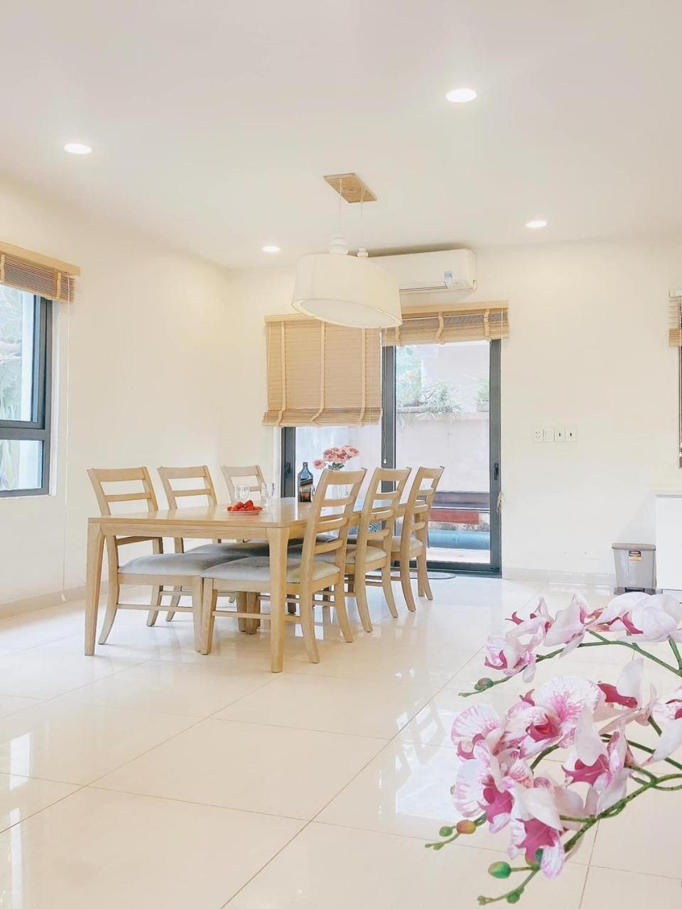 Quỹ Villa 5 Ngủ gần biển view 2
