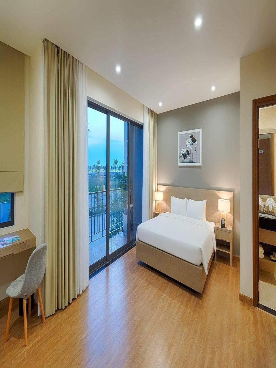 Quỹ Villa 5 Ngủ gần biển view 4