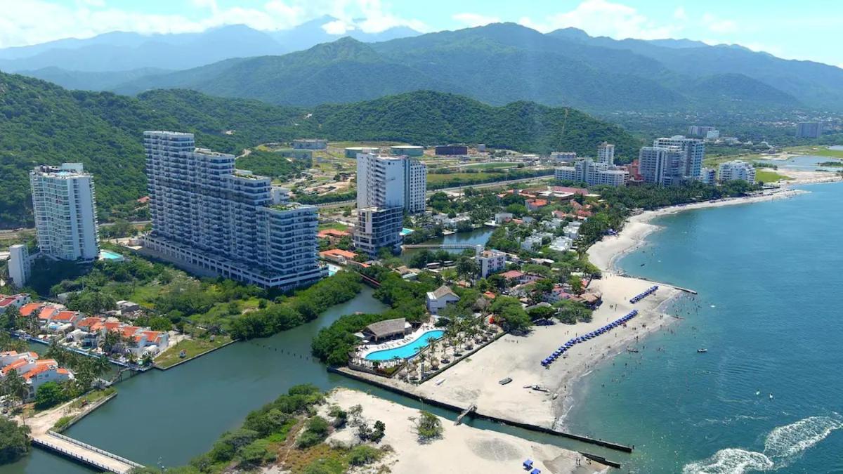 Hotel PENTHOUSE con Vista y Salida Directa al Mar - Image 1