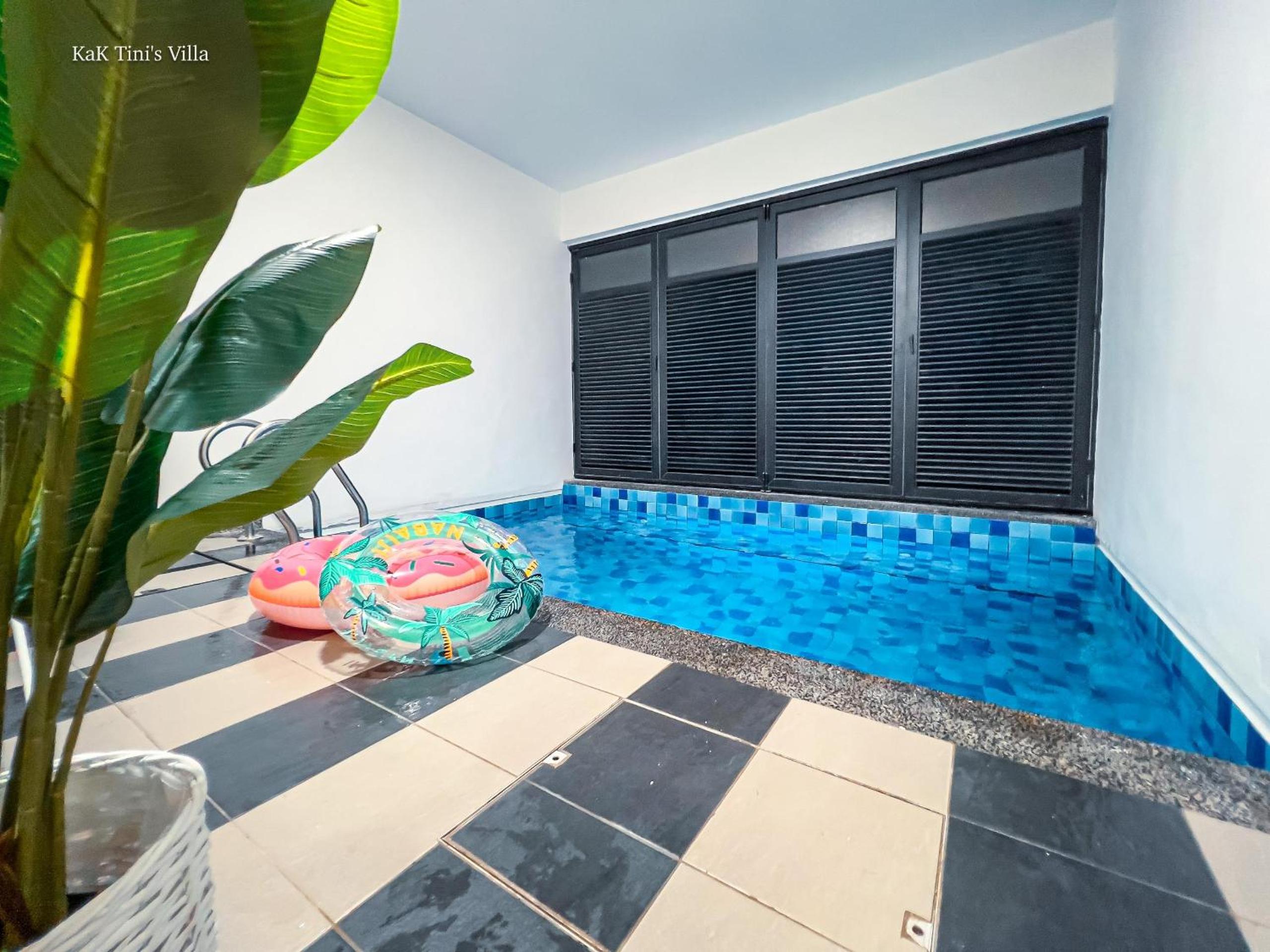 Hill View Pool Villa near Genting Highland,UIA,Batu Caves Temple,Gombak KL photo 5