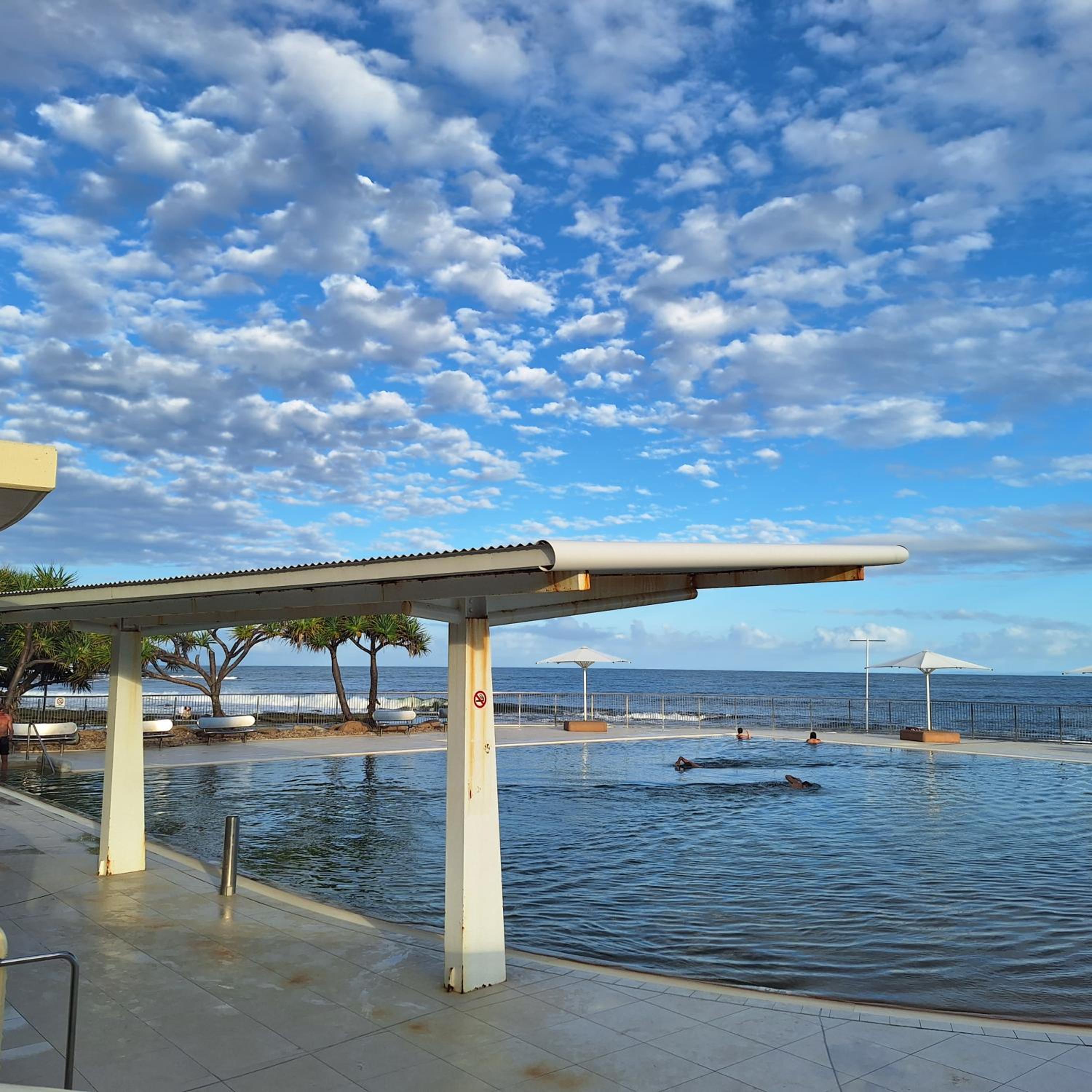 Kings Beachside Escape spacious apartment centrally located