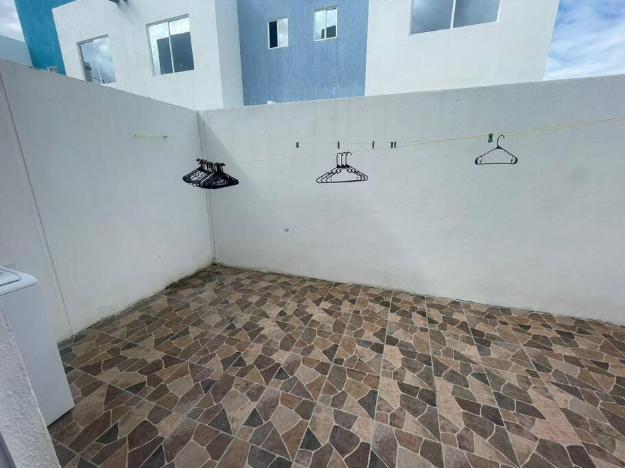 Casa con alberca en residencial privado