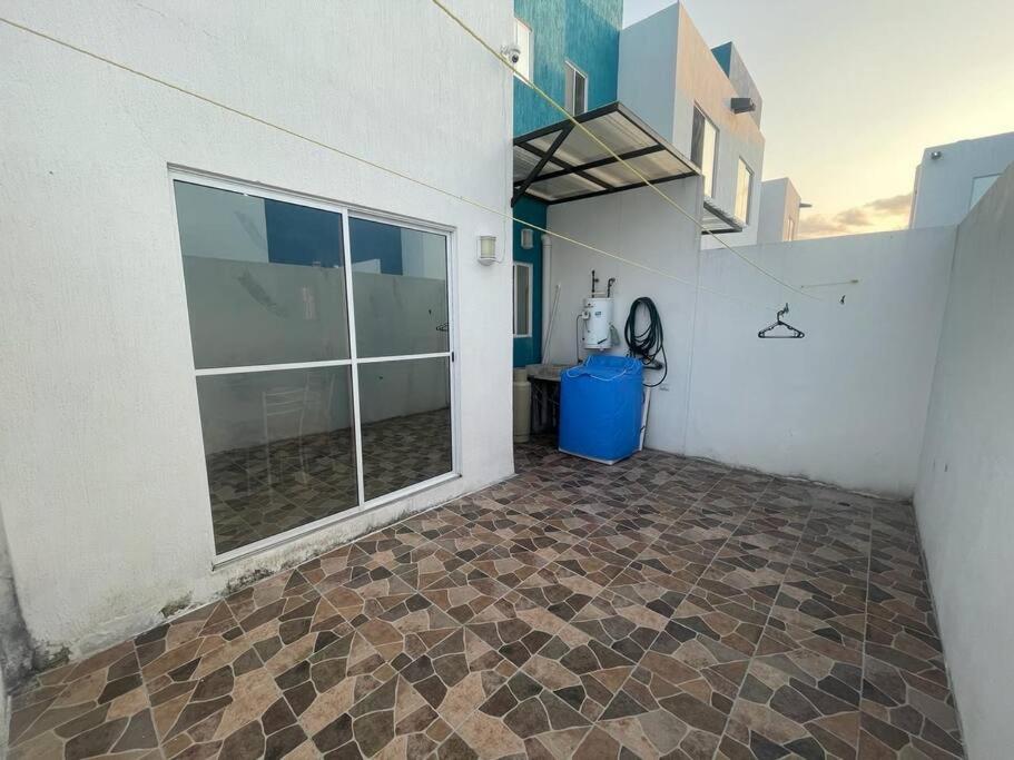 Casa con alberca en residencial privado