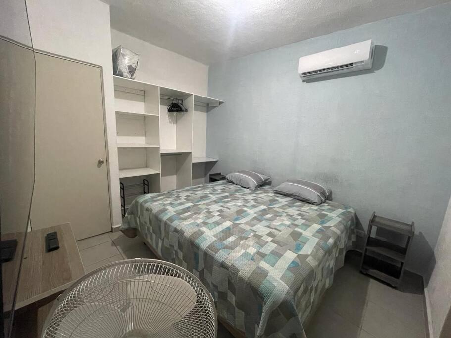 Casa con alberca en residencial privado