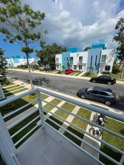 Casa con alberca en residencial privado