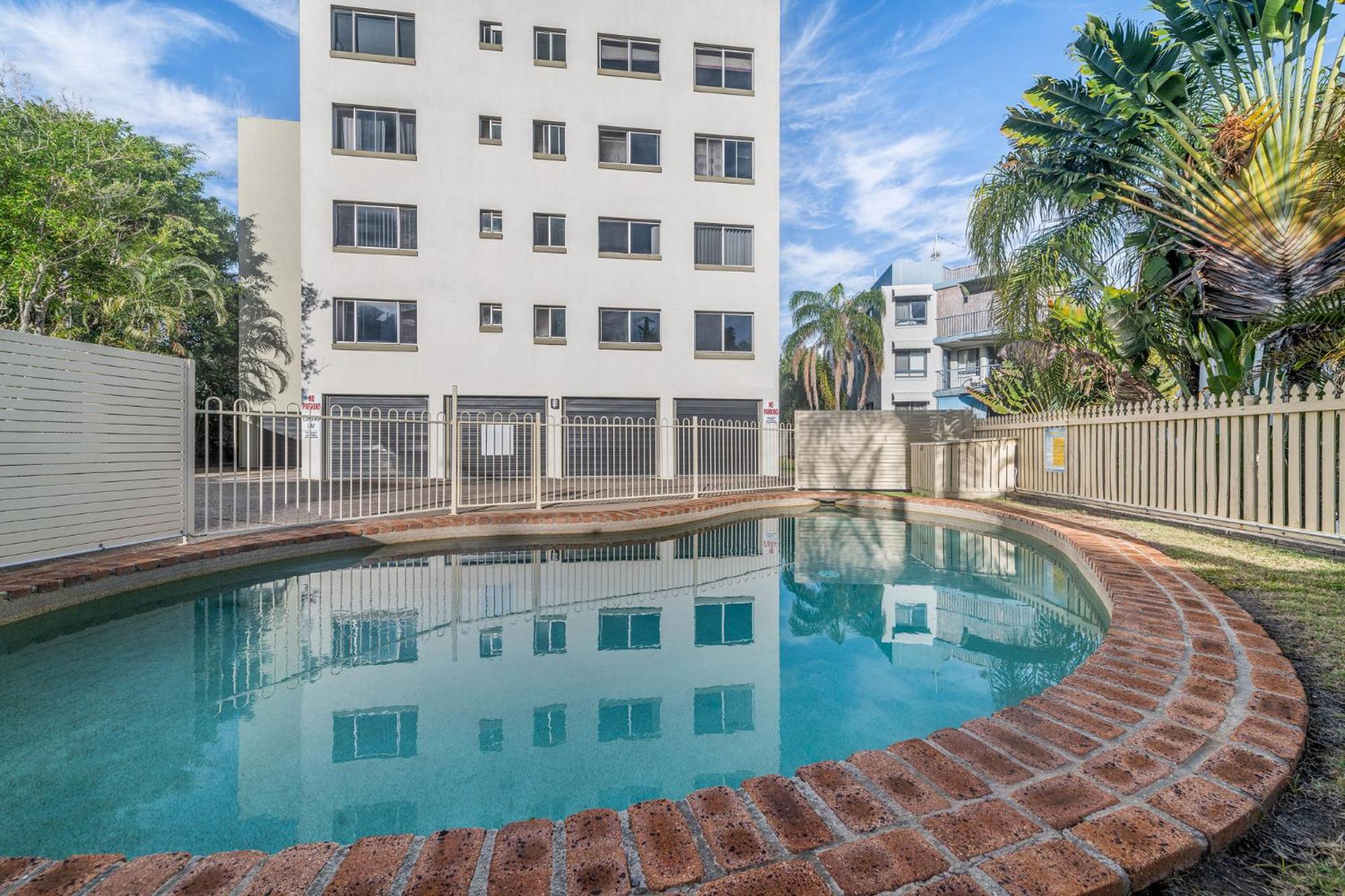 Kings Beachside Escape spacious apartment centrally located