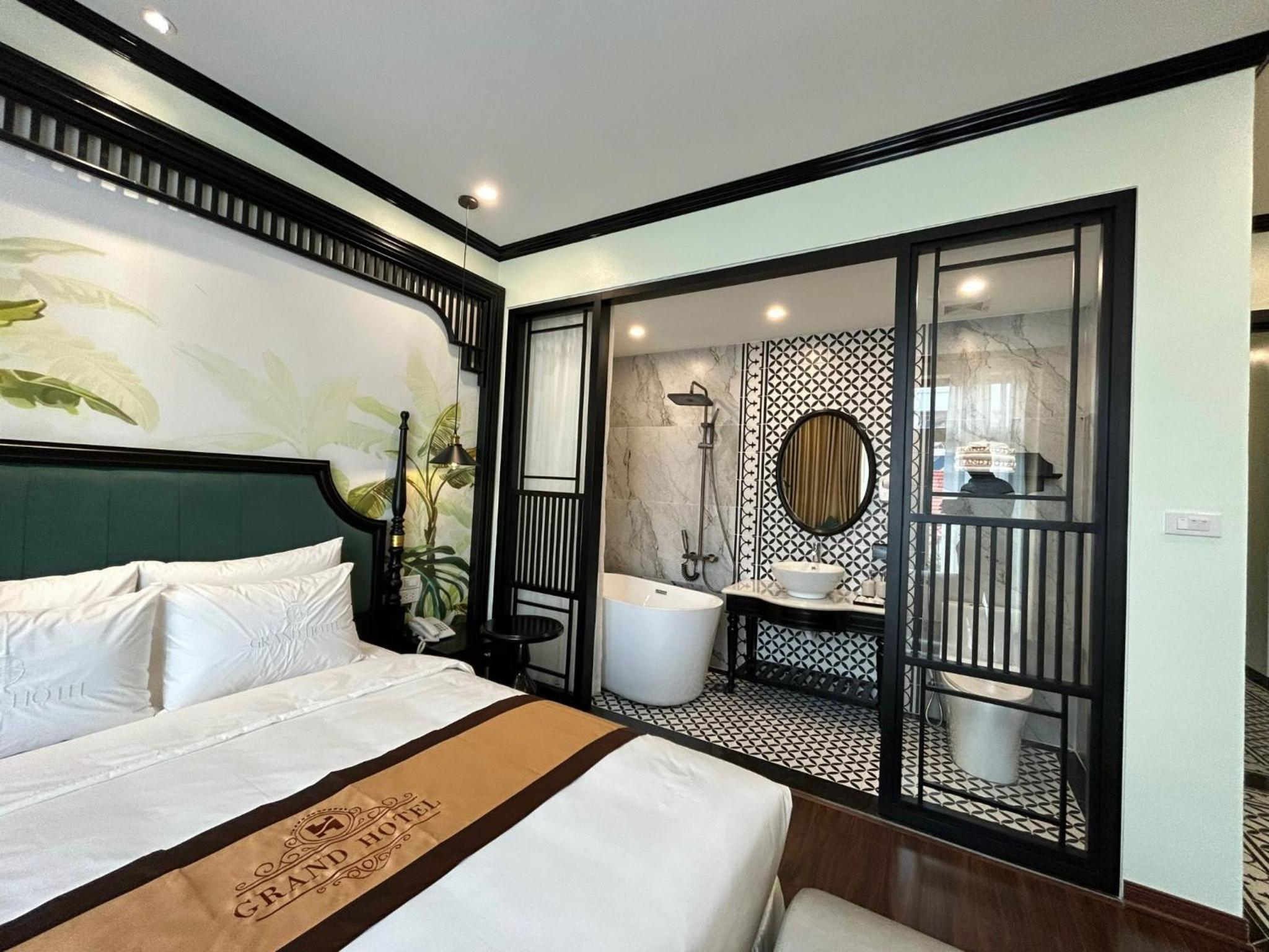Grand Hotel HN- by BAY LUXURY