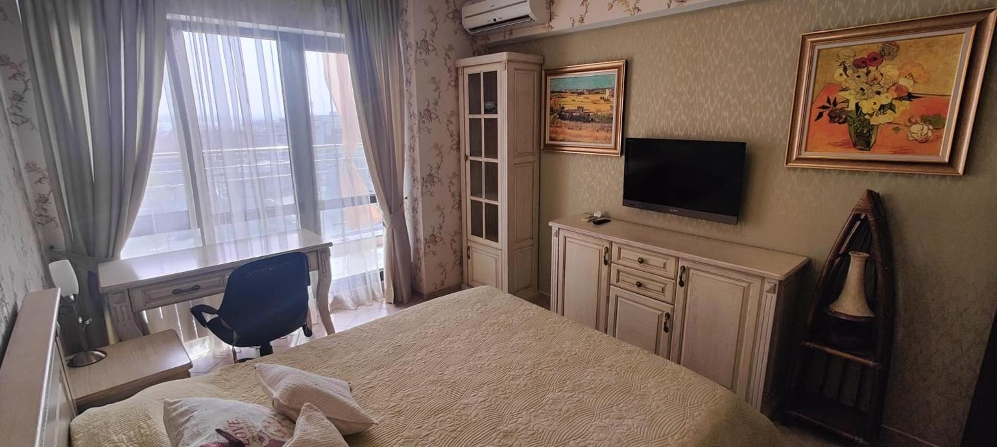 Luxury Sea Sunset Deluxe Apartment