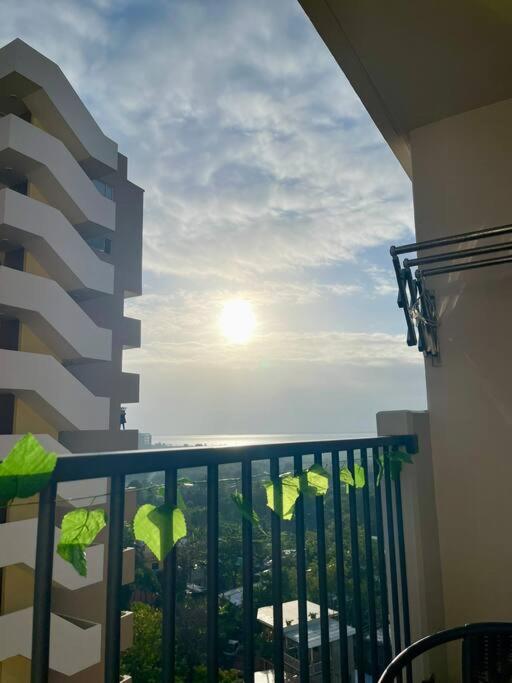 JONDO Staycation