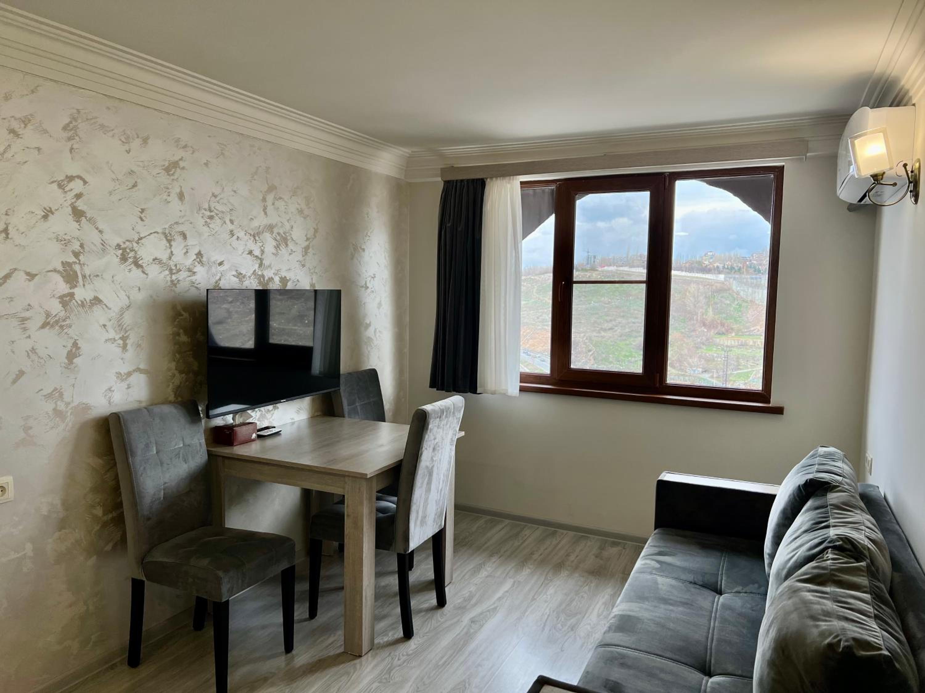 The Hill Guesthouse