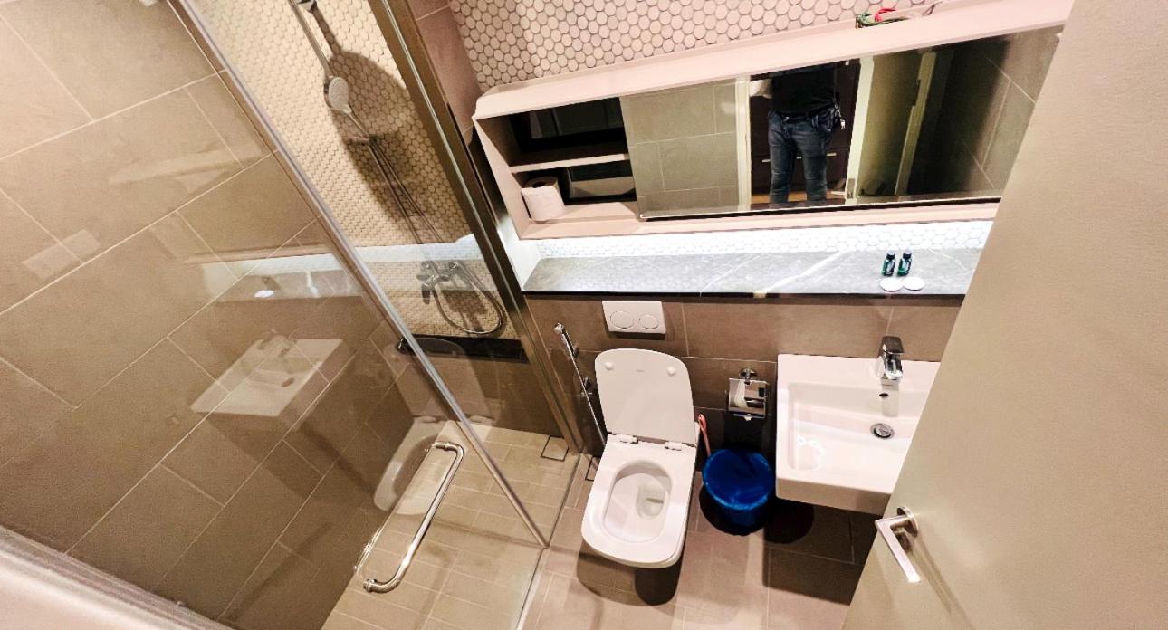 BBCC APARTMENT AT LUCENTIA 2
