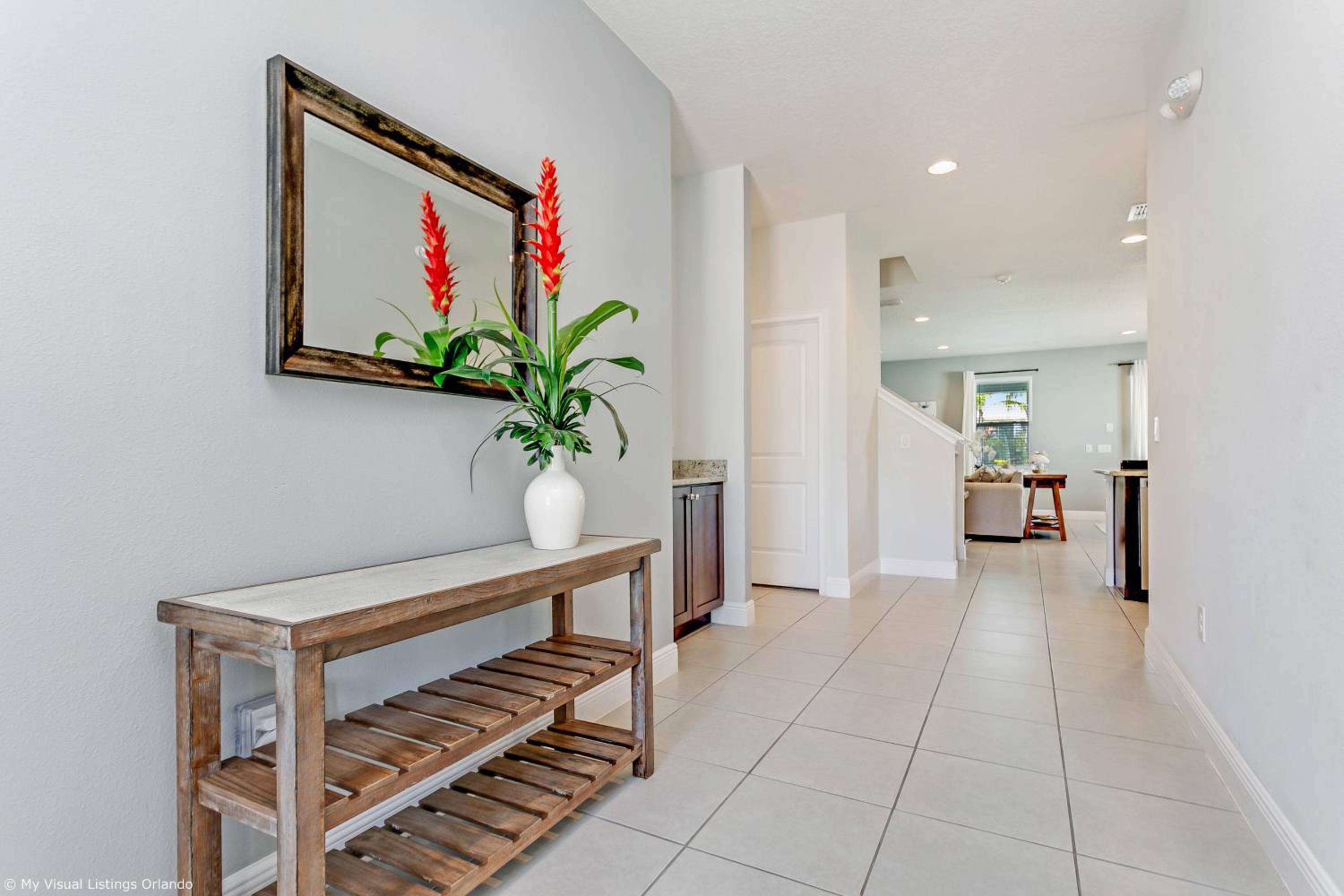 Encore Resort 8 Bedroom Home with Pool 2114