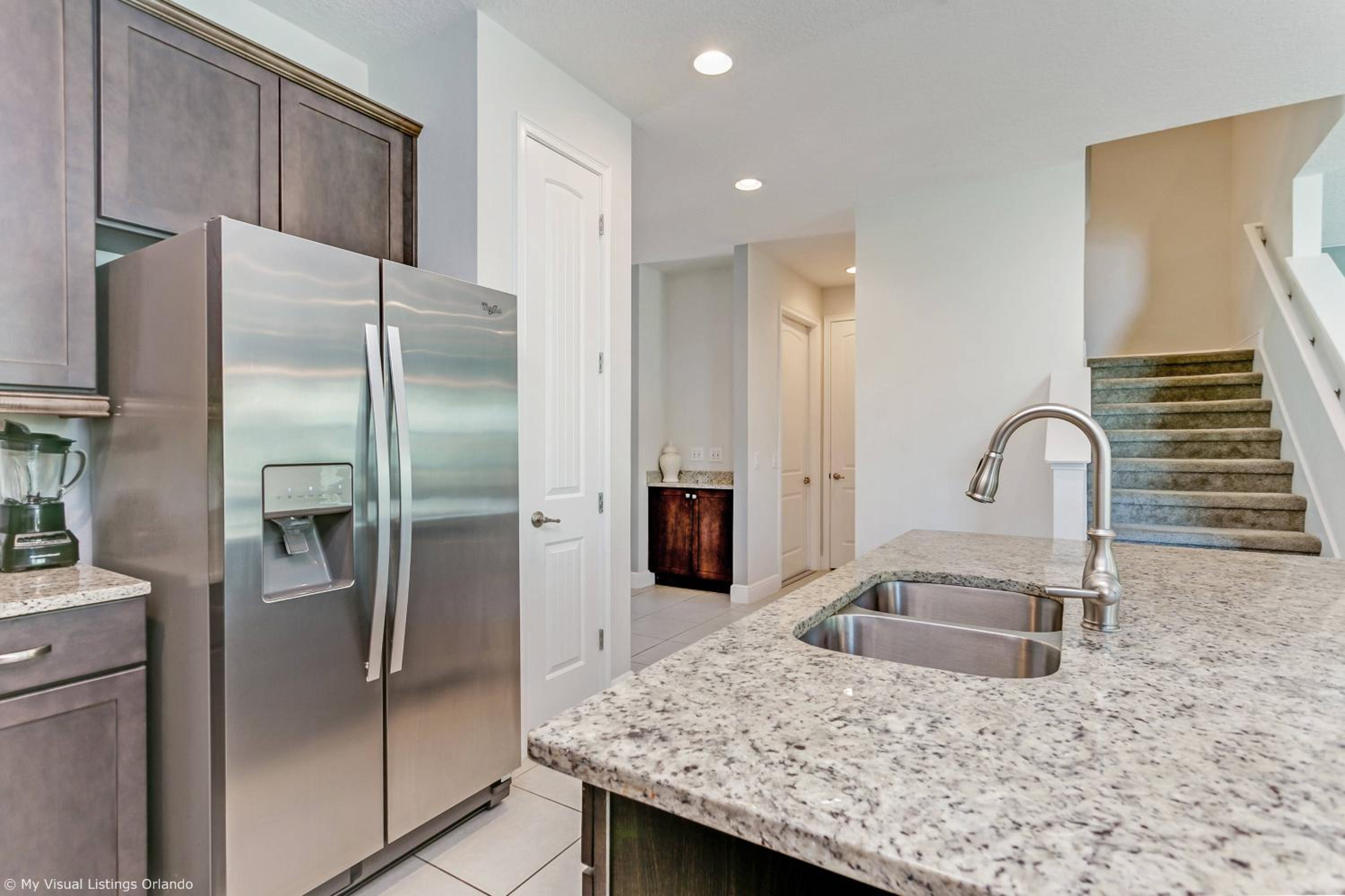 Encore Resort 8 Bedroom Home with Pool 2114