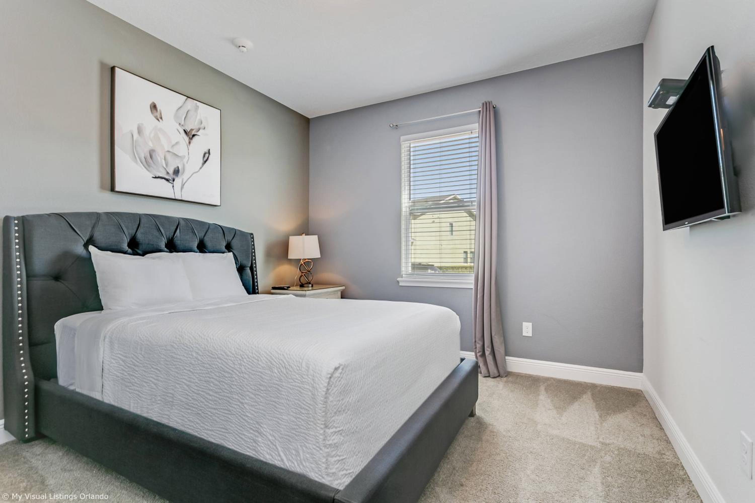 Encore Resort 8 Bedroom Home with Pool 2114