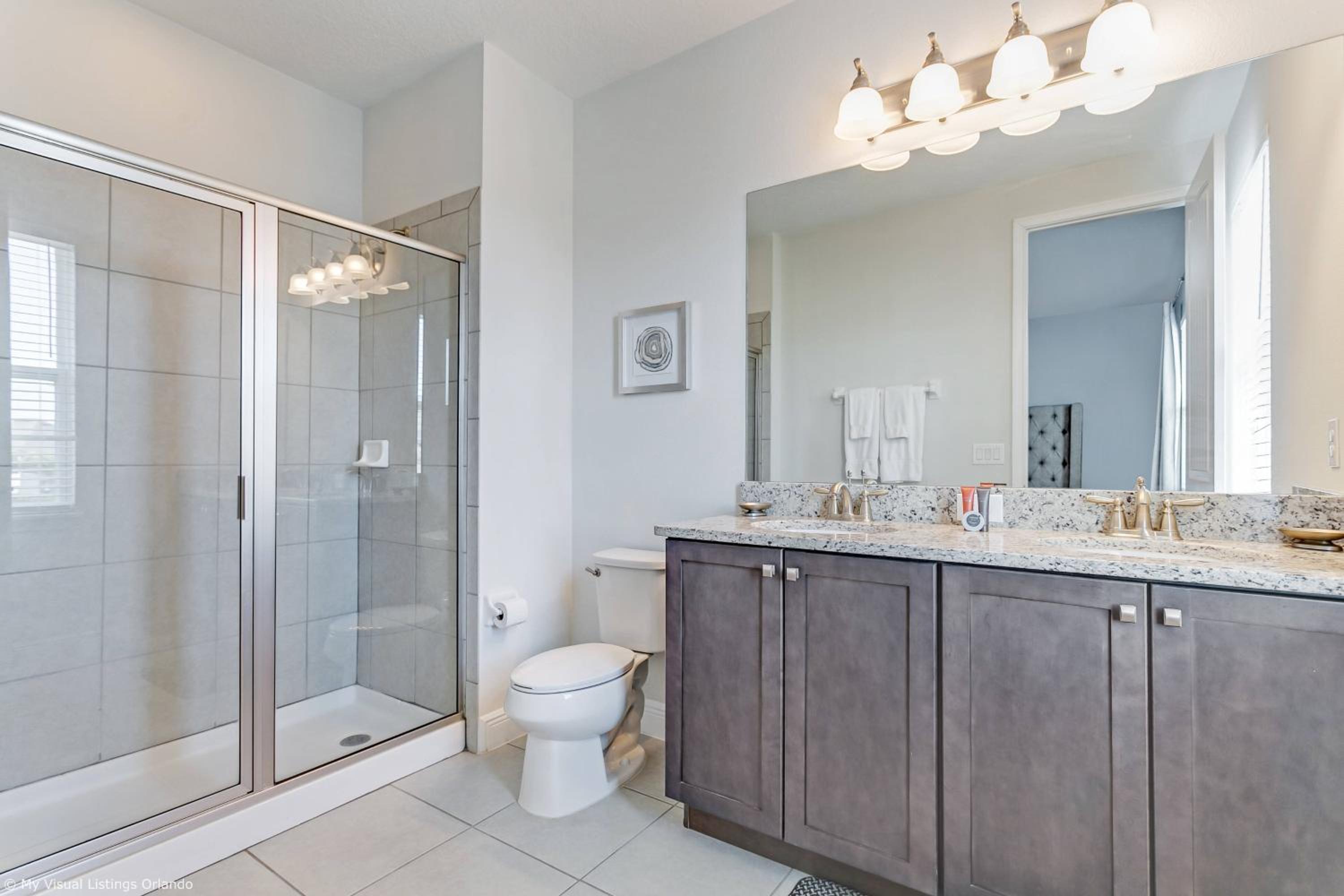 Encore Resort 8 Bedroom Home with Pool 2114