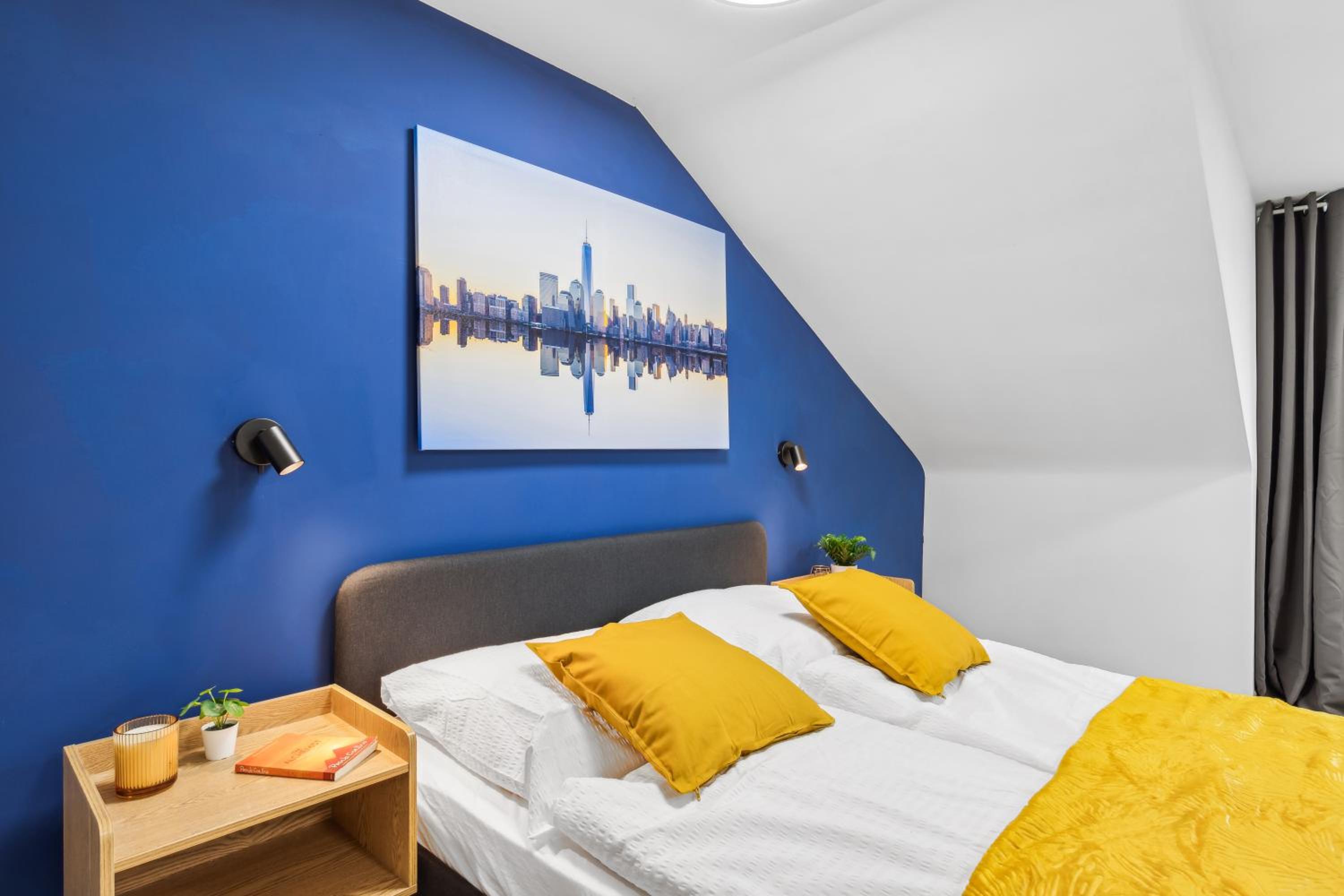 Zentrale, Große & Moderne Unterkunft in Koblenz