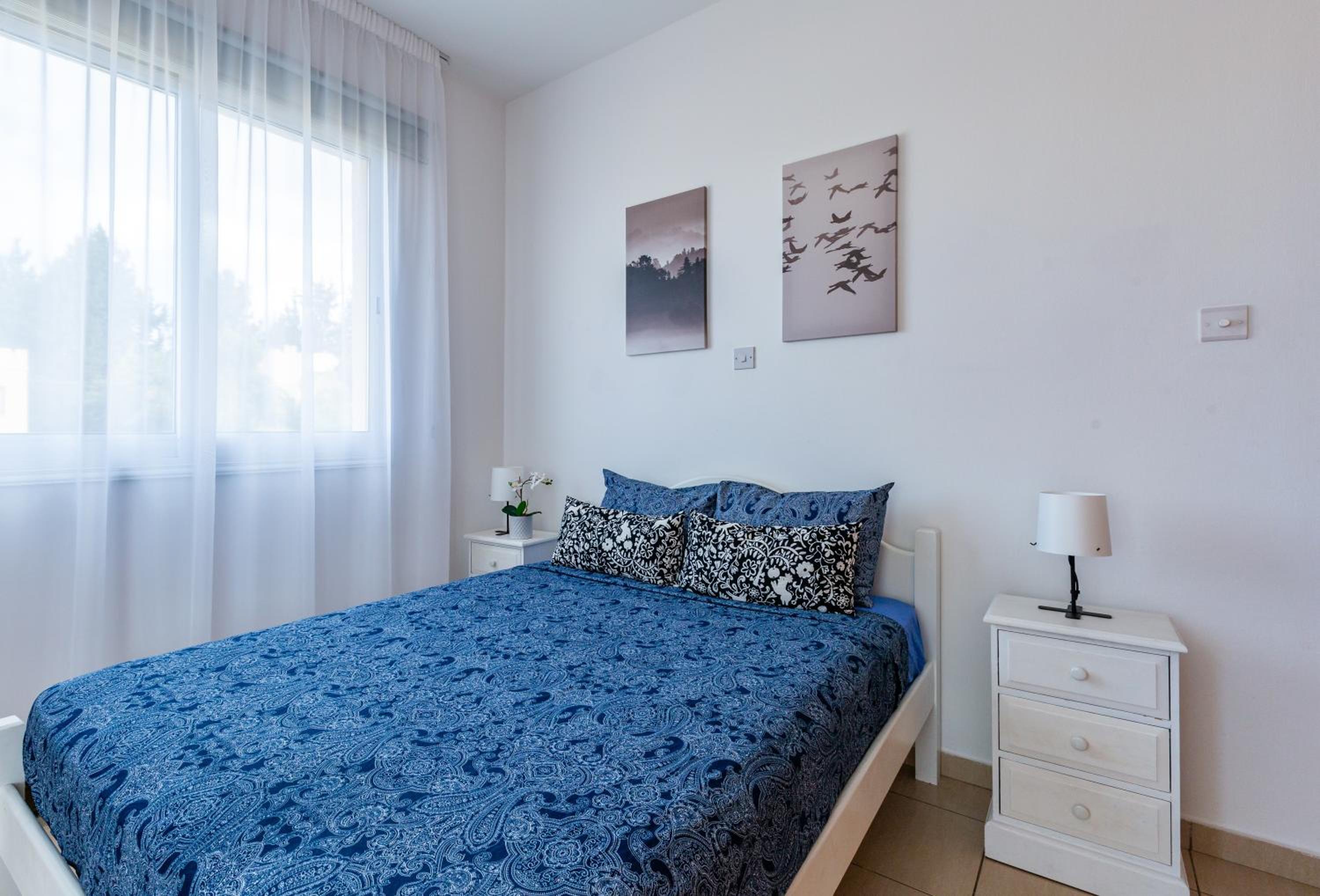 Just renovated beautiful 2 bed apartment in Paphos 5 min drive to the beach