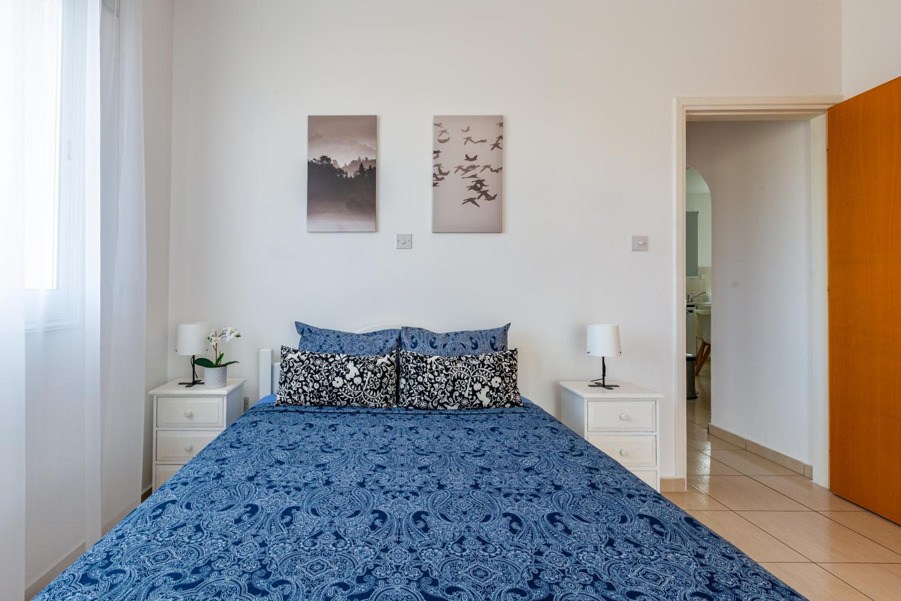 Just renovated beautiful 2 bed apartment in Paphos 5 min drive to the beach