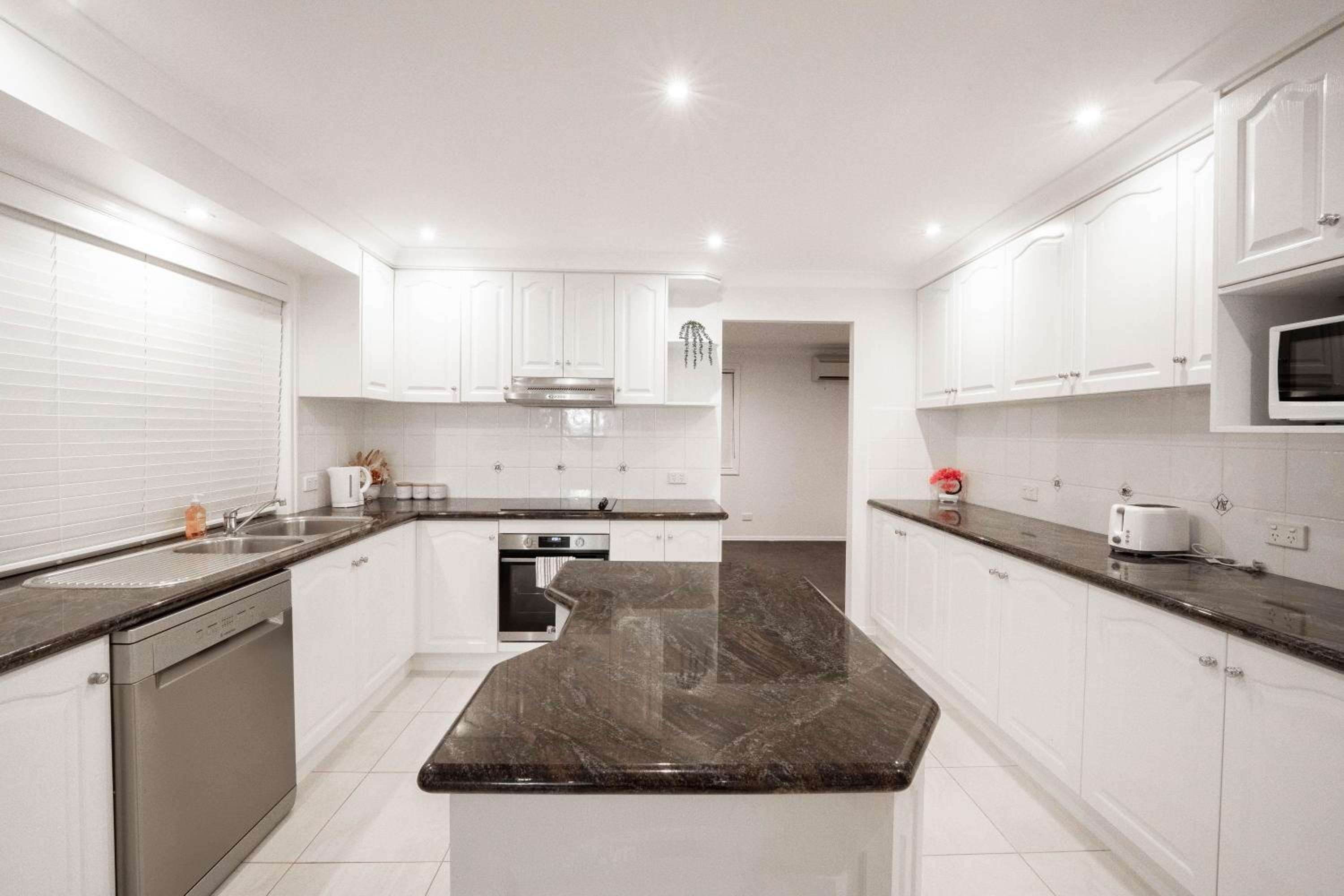 4B2B Dream holiday house Pvt Tennis Pool