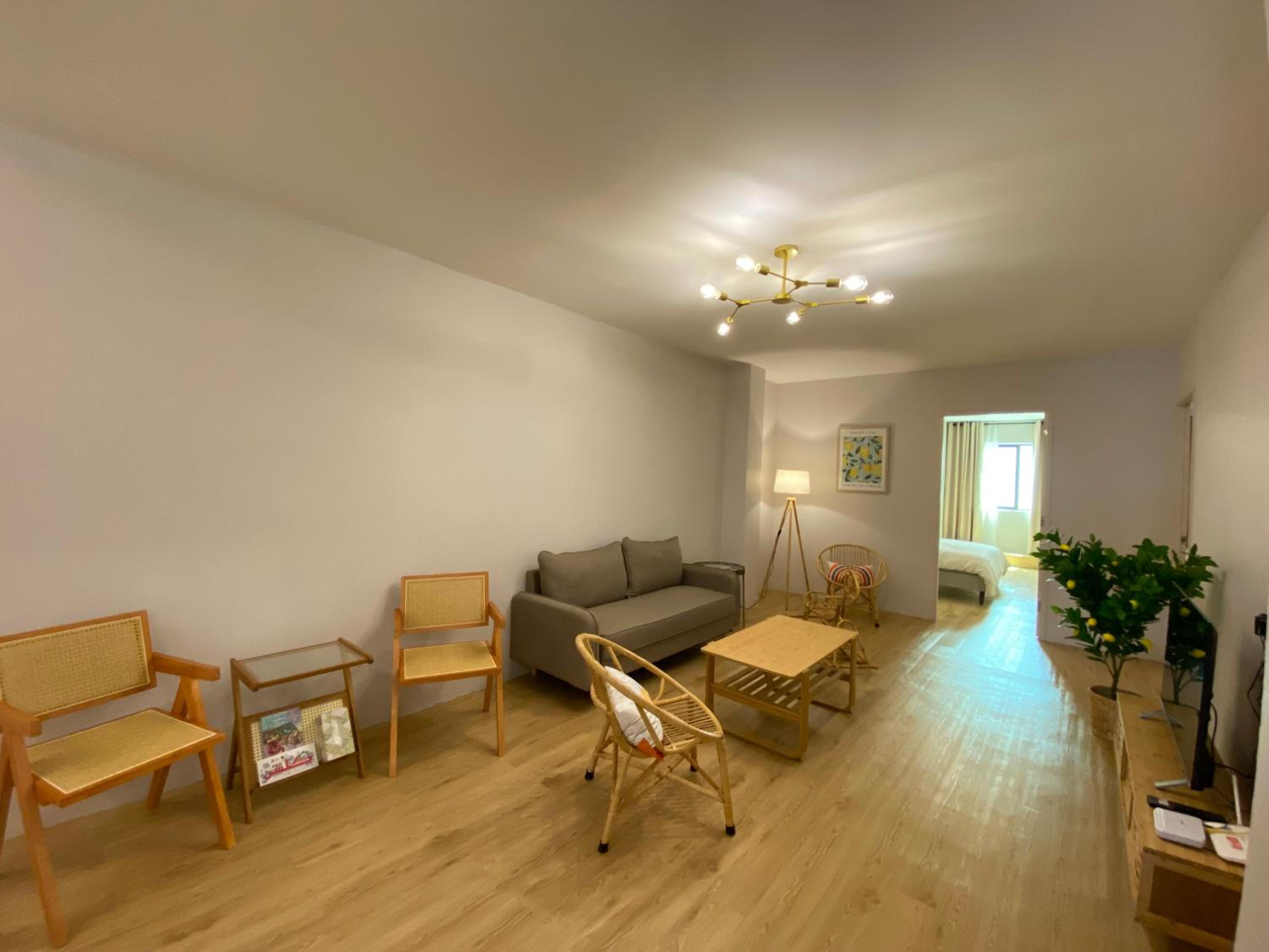 Lemon Olive Stylish Townhouse