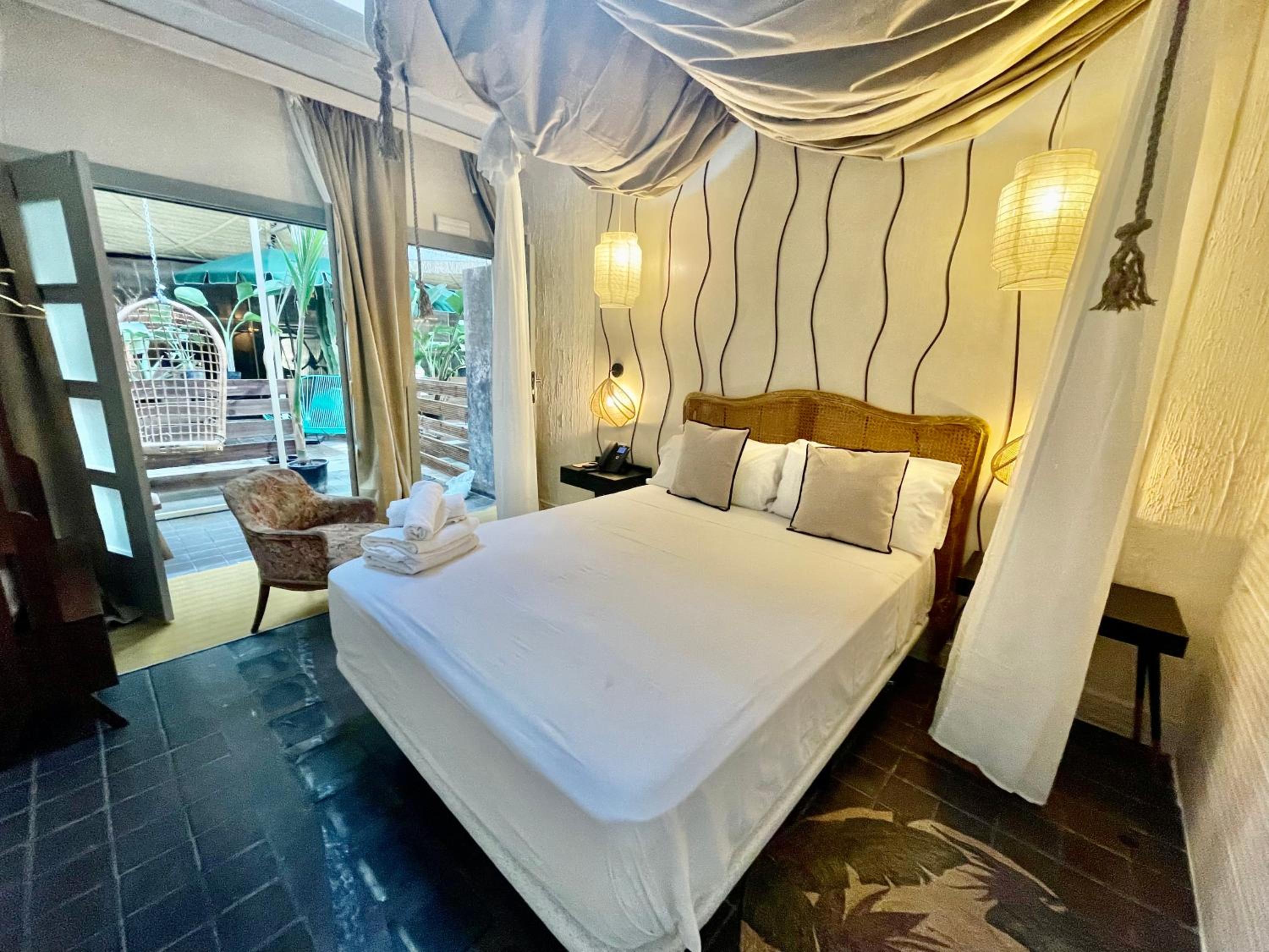 Hotel Natura LifeStyle Hotel Gran Via - Image 1