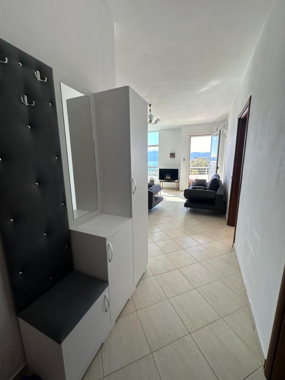 BEACHFRONT VLORA APARTMENT